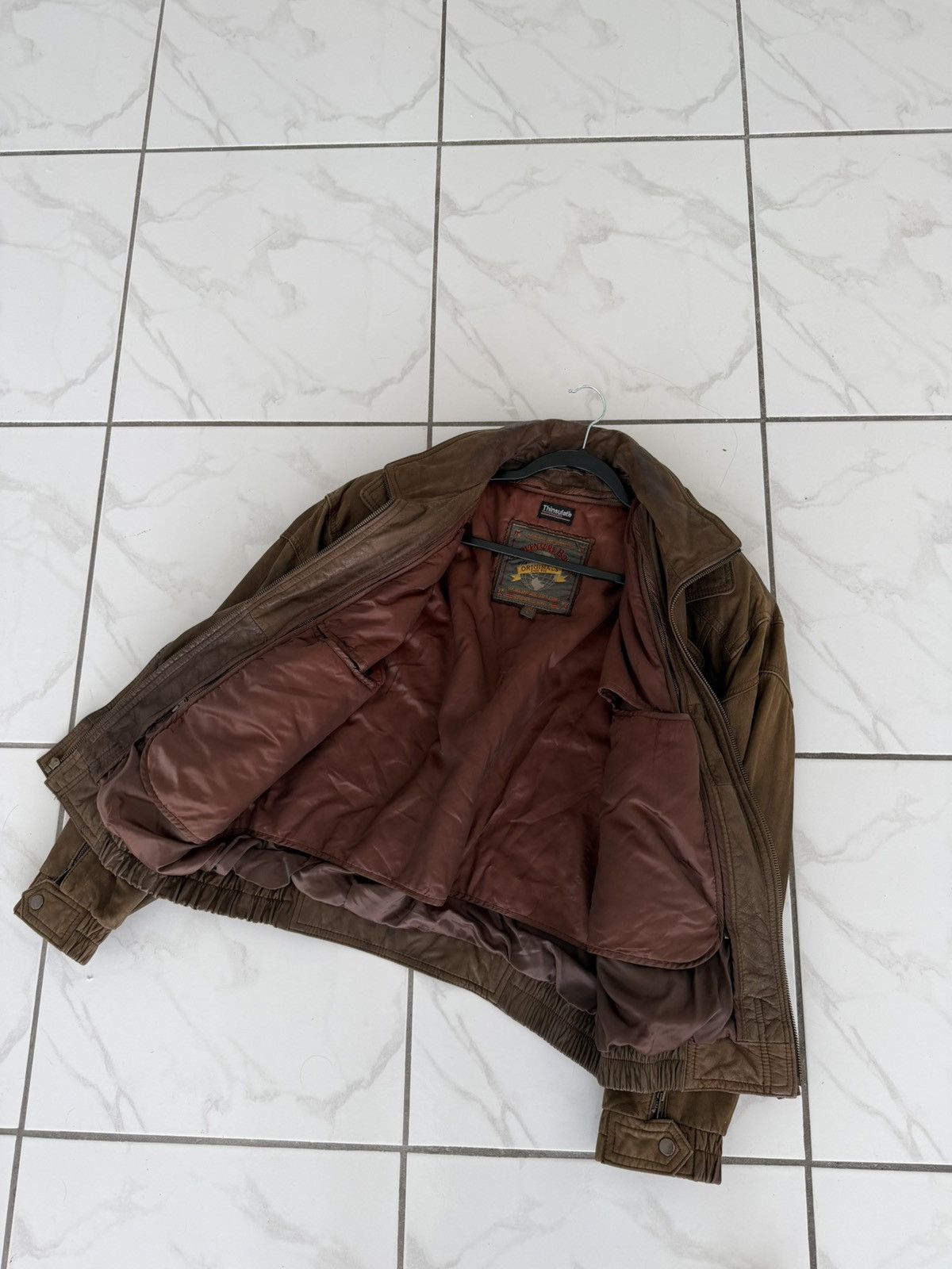Adventure Bound Adventure Bound Men's Brown Leather Bomber Jacket Size L Size US L / EU 52-54 / 3 - 4 Thumbnail
