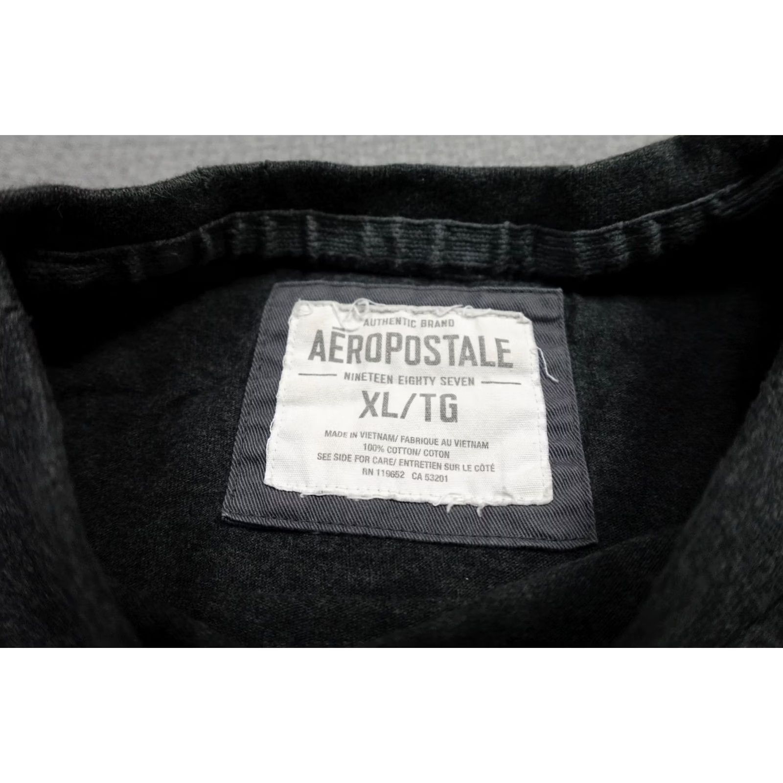 Aeropostale Aeropostale Mens XL Gray Graphic Tee Crest Logo Distressed Size US XL / EU 56 / 4 - 2 Thumbnail