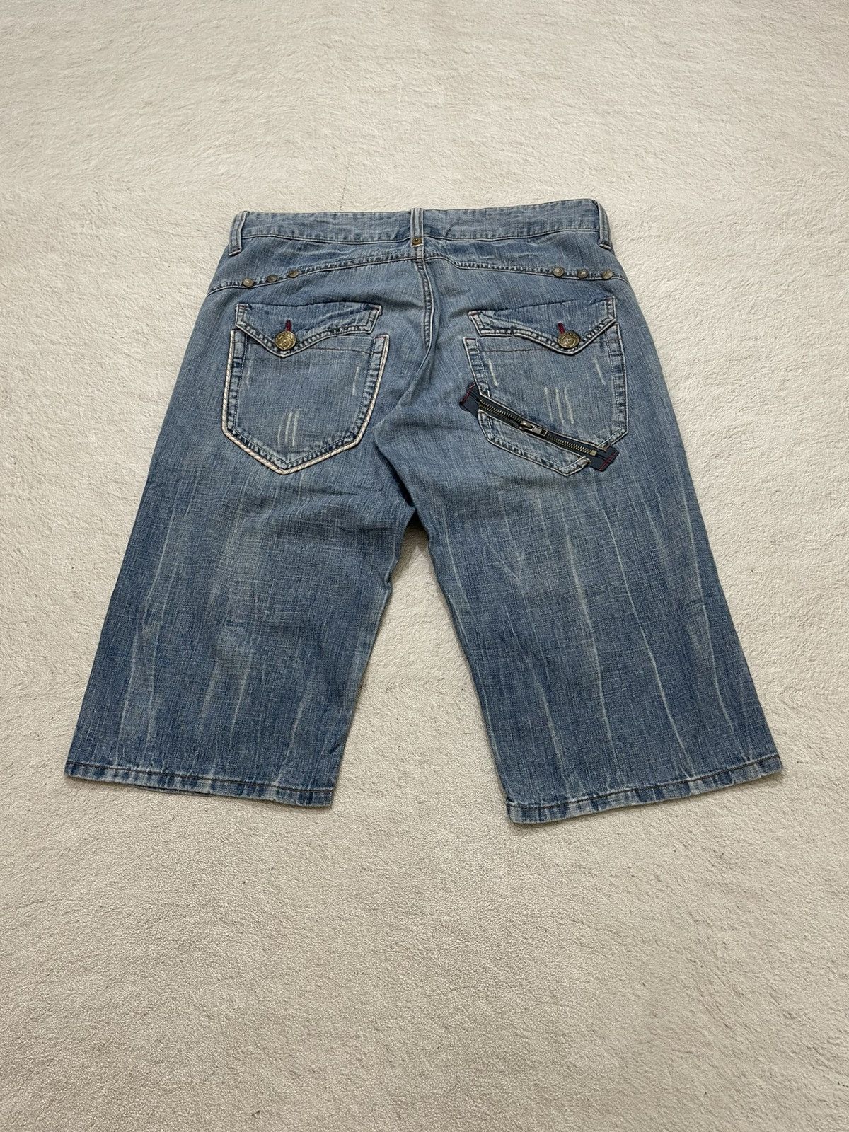 Japanese Brand 2000s anti-label Jorts Denim Mudwash Studed Jeans Y2K Japan Size US 33 - 2 Thumbnail