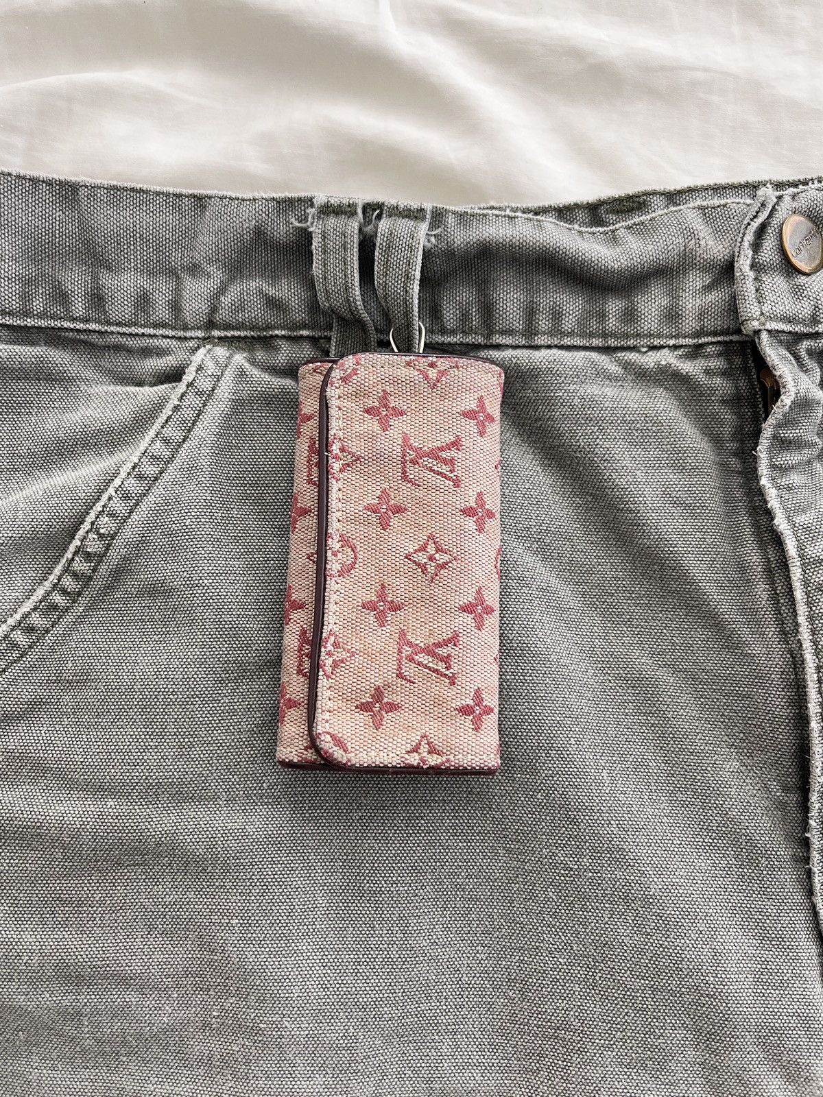image of Archival Clothing x Louis Vuitton Steal! Louis Vuitton Big Logo Monogram Ring Holder Pouch, Men's