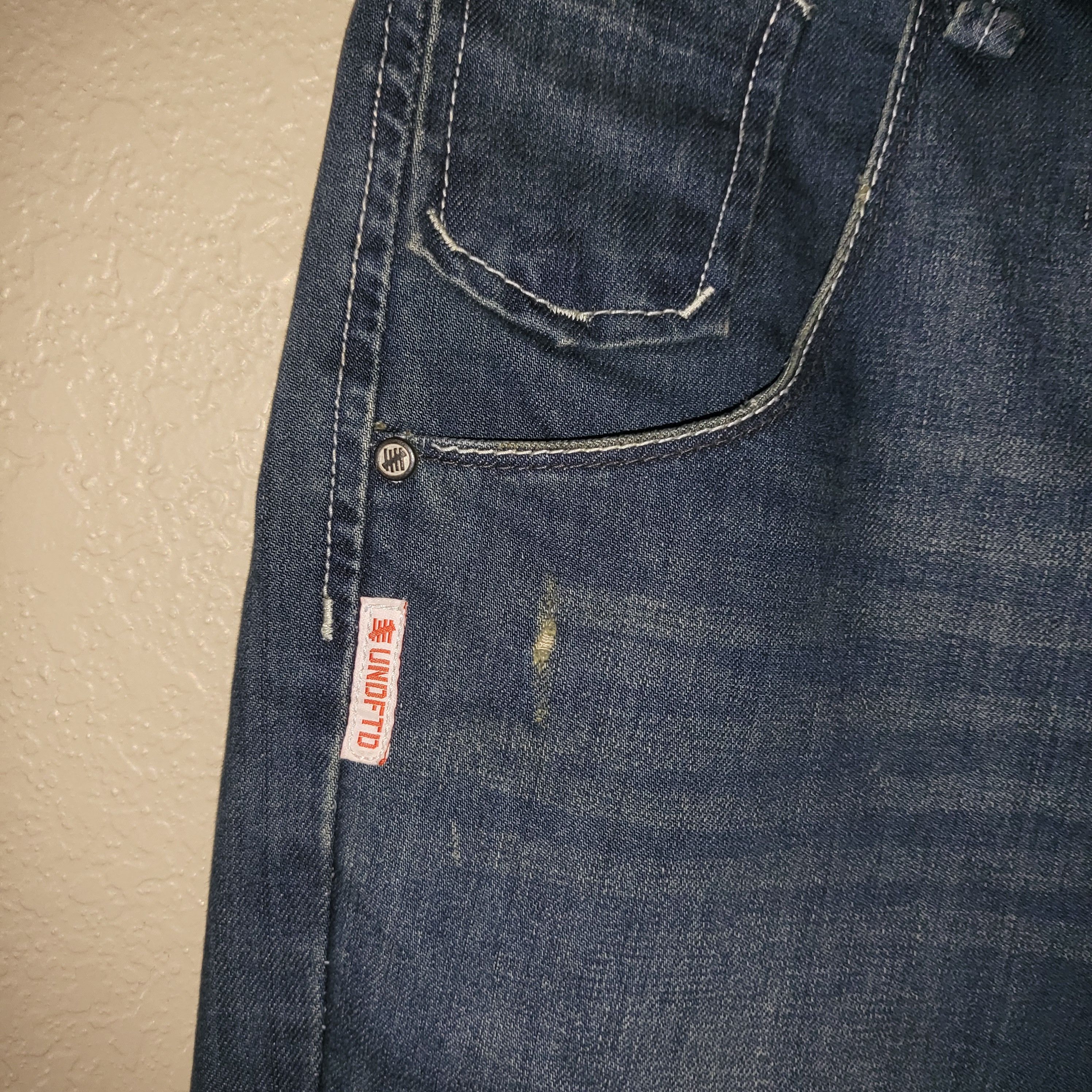 Undefeated 2007 indigo jeans Size US 30 / EU 46 - 2 Thumbnail