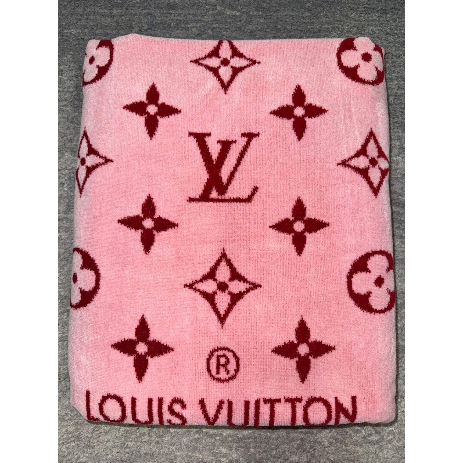 Louis Vuitton Louis Vuitton Drap Bain Pink Red Escale Bath Beach Towel Size ONE SIZE - 2 Thumbnail
