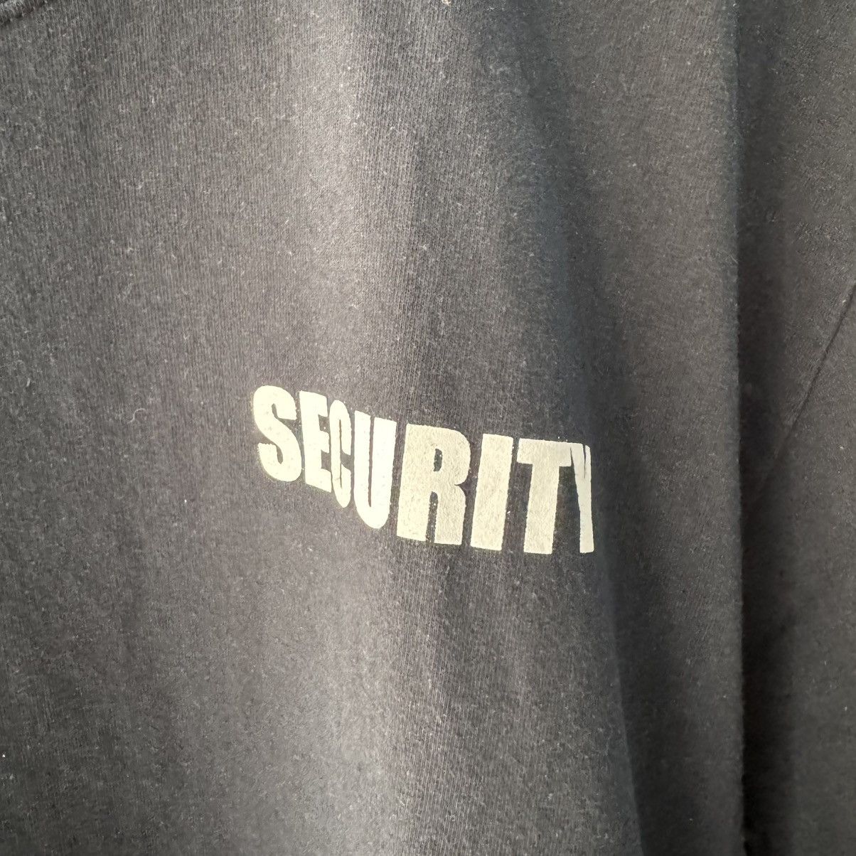 Vintage Security Tee Size US XL / EU 56 / 4 - 4 Thumbnail