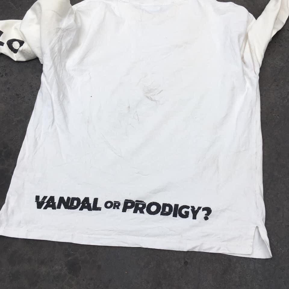 Vintage RARE ‼️ Banksy Size US M / EU 48-50 / 2 - 4 Thumbnail
