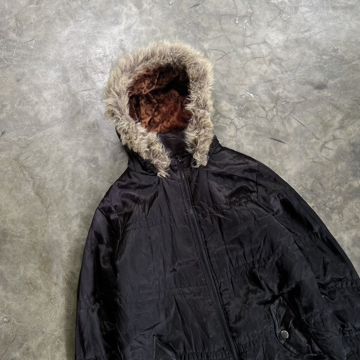 Japanese Brand 2000’s Avail Lgb Style Puffer Fur Hooded Jacket Size US L / EU 52-54 / 3 - 2 Thumbnail