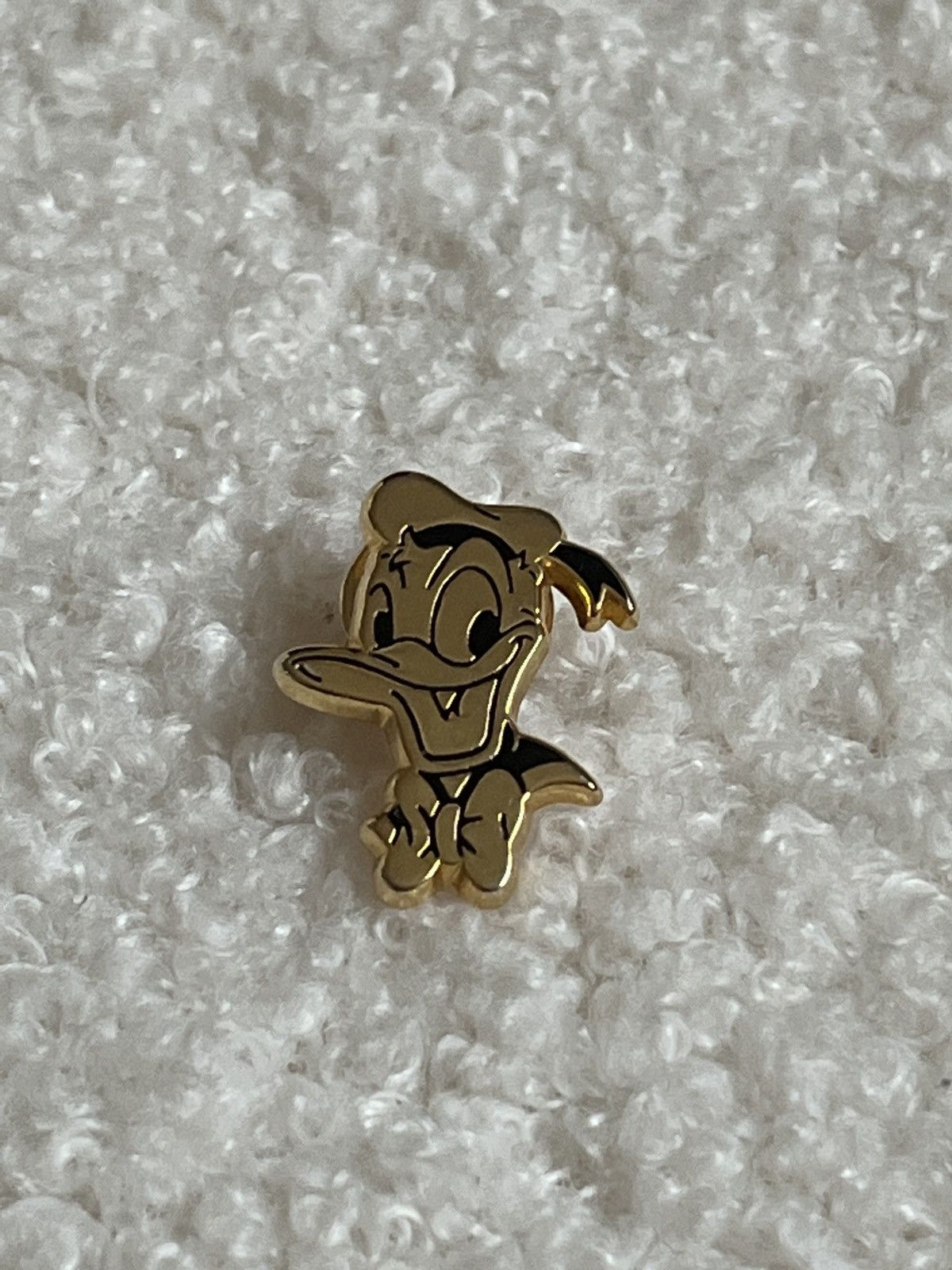 Disney × Vintage Donald Duck rare vintage pin Size ONE SIZE - 1 Thumbnail