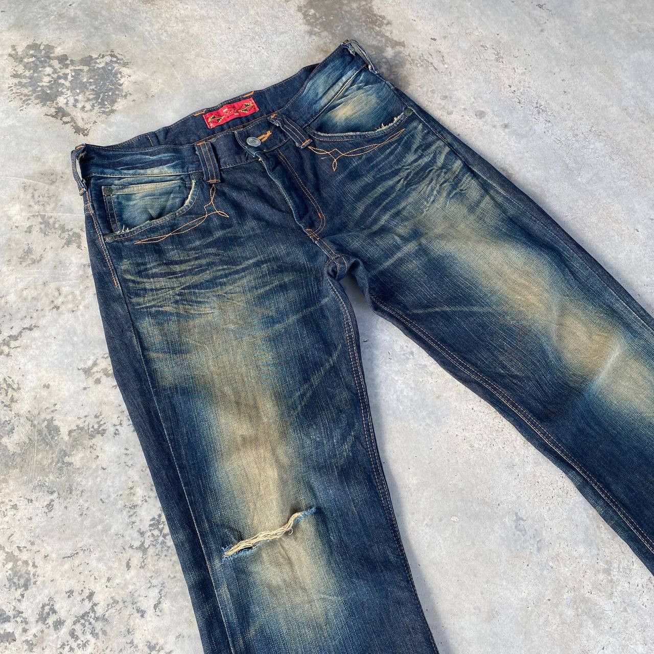 Edwin VINTAGE EDWIN FLARED BULL DISTRESSED RIPPED KNEE RUSTY WASH Size US 32 / EU 48 - 10 Thumbnail