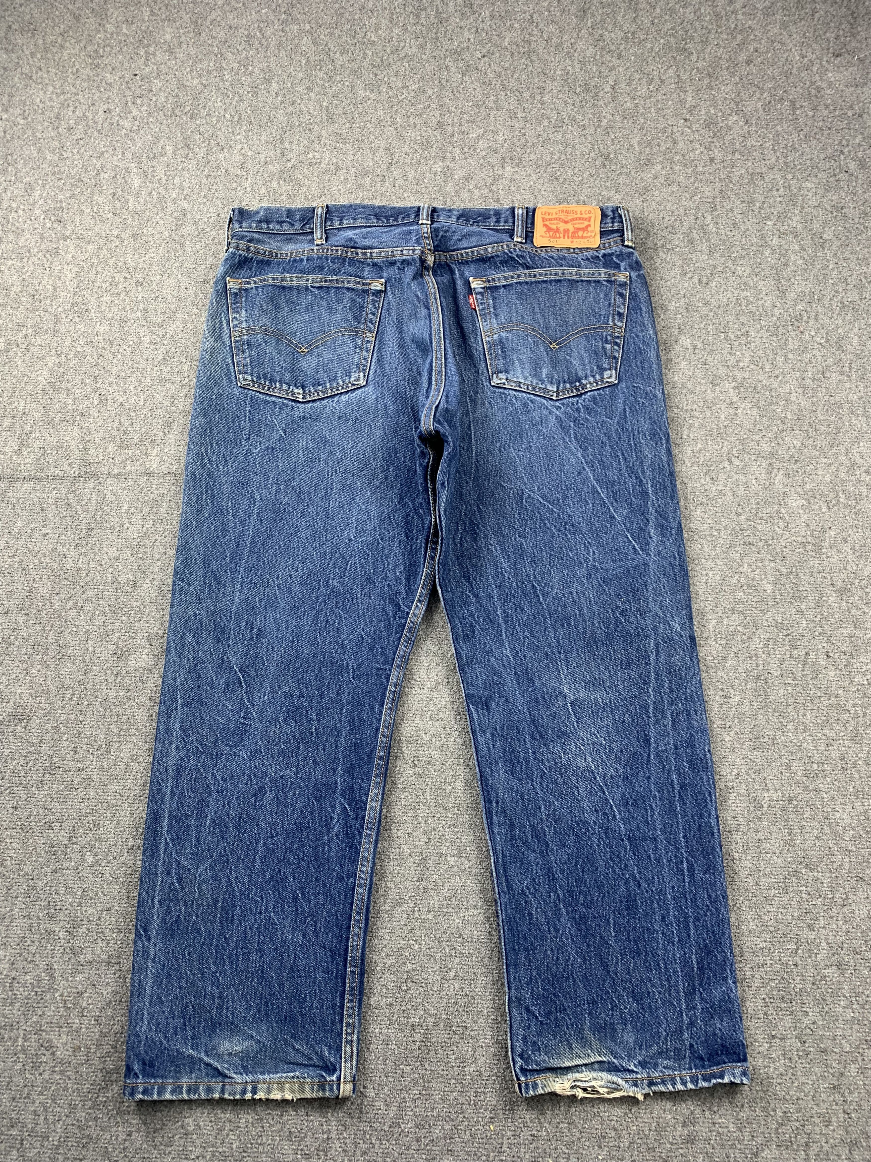 Levi's Vintage Levis 501 Faded Blue Jeans DP1974 Size US 39 - 3 Thumbnail