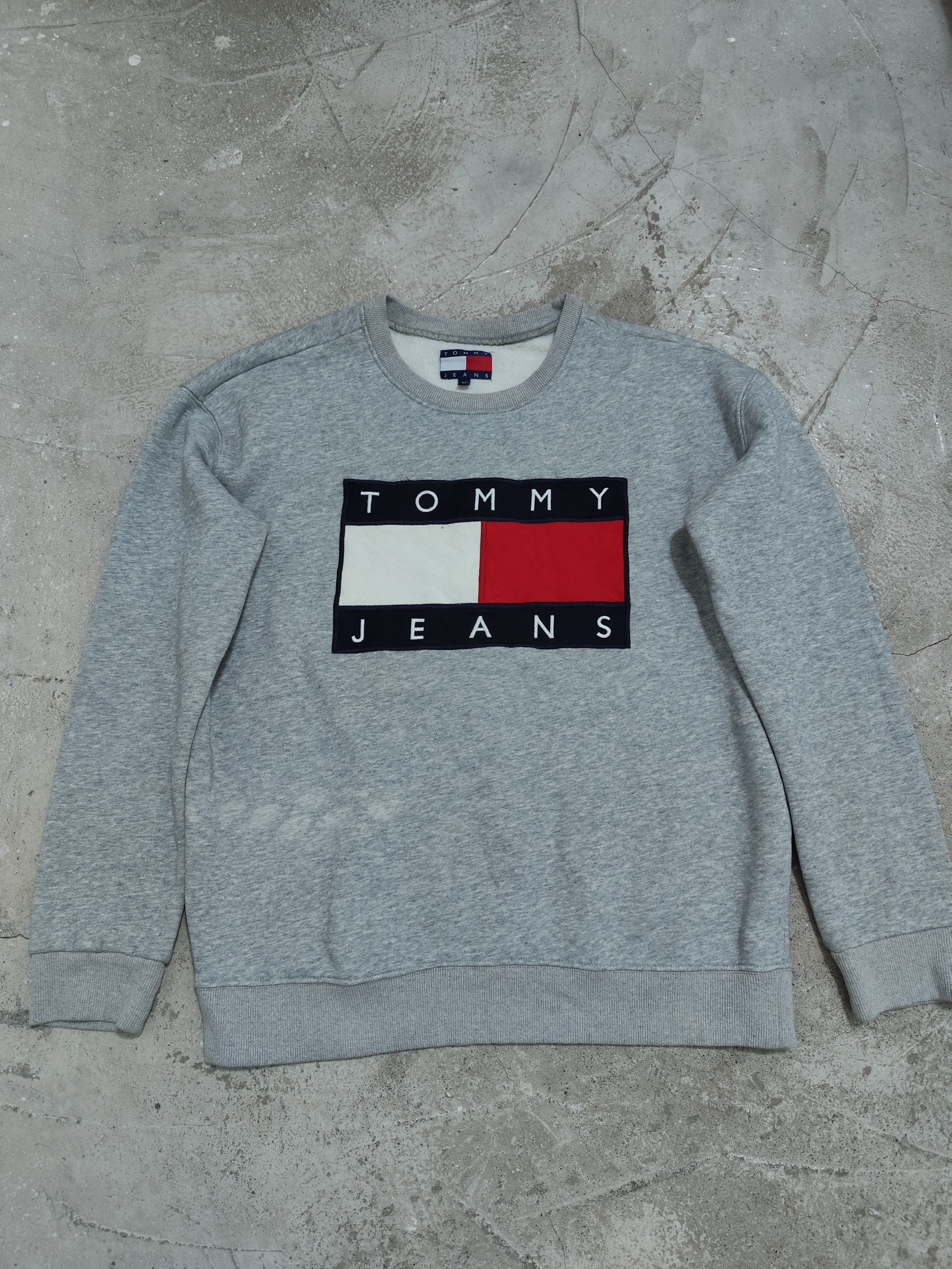 Tommy Jeans Y2K TOMMY JEANS TOMMY HILFIGER CREWNECK Size US M / EU 48-50 / 2 - 1 Thumbnail