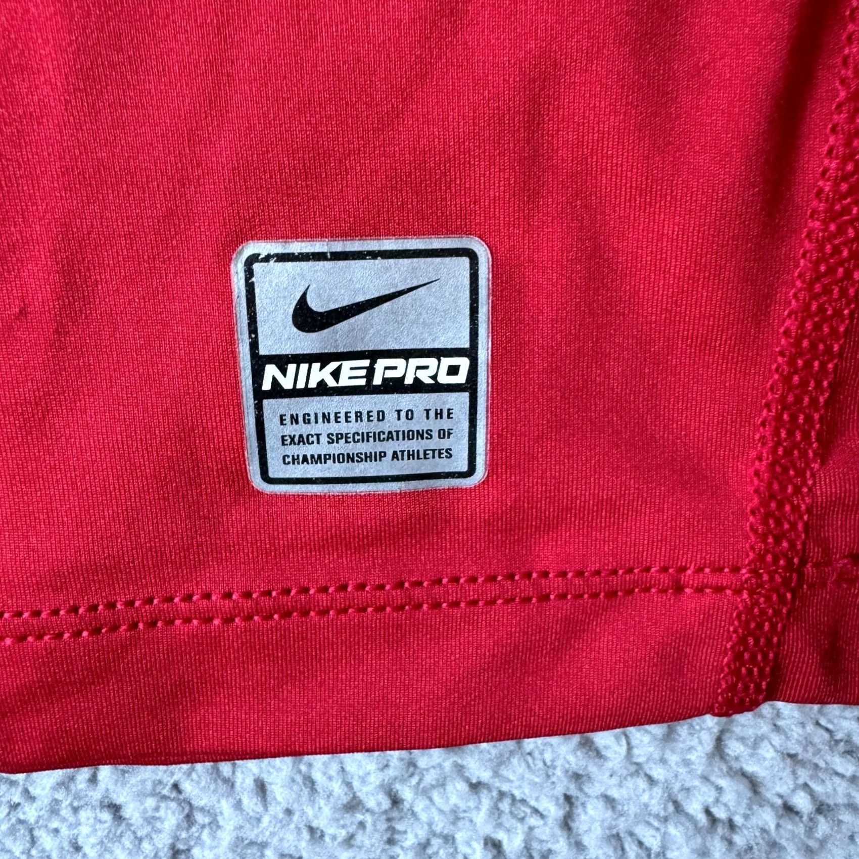 Nike Nike Team Shirt Mens Small Red Pro Athletic Top Fit Dry Baseball Size US S / EU 44-46 / 1 - 4 Thumbnail