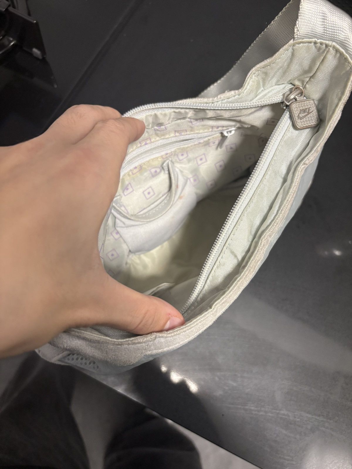 Nike 00s Nike TN Vintage Mini Bag Swoosh Logo Rare Y2K Size ONE SIZE - 5 Thumbnail