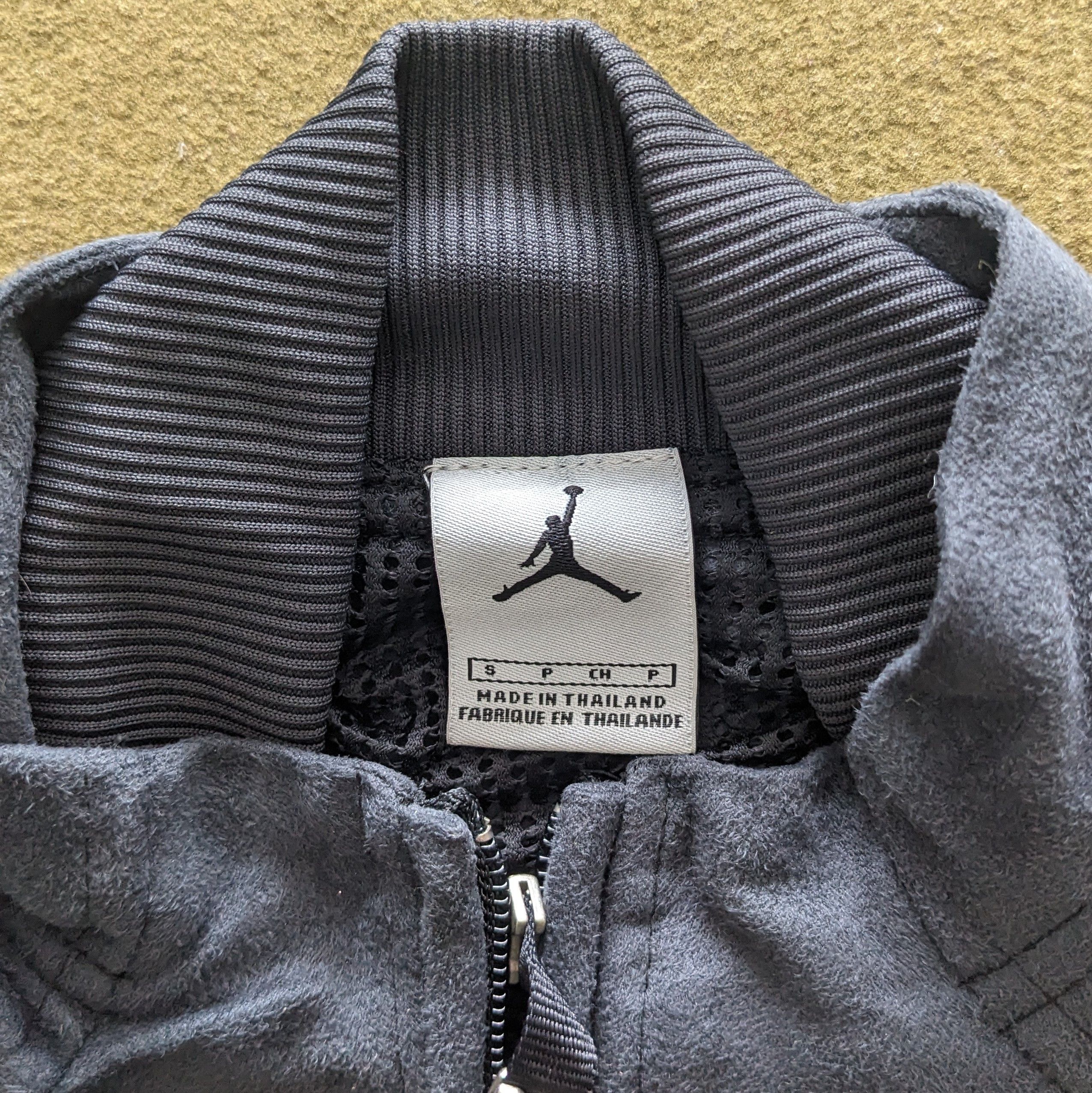 Other Vintage Air Jordan Small Logo Fleece Jacket Size US S / EU 44-46 / 1 - 5 Thumbnail