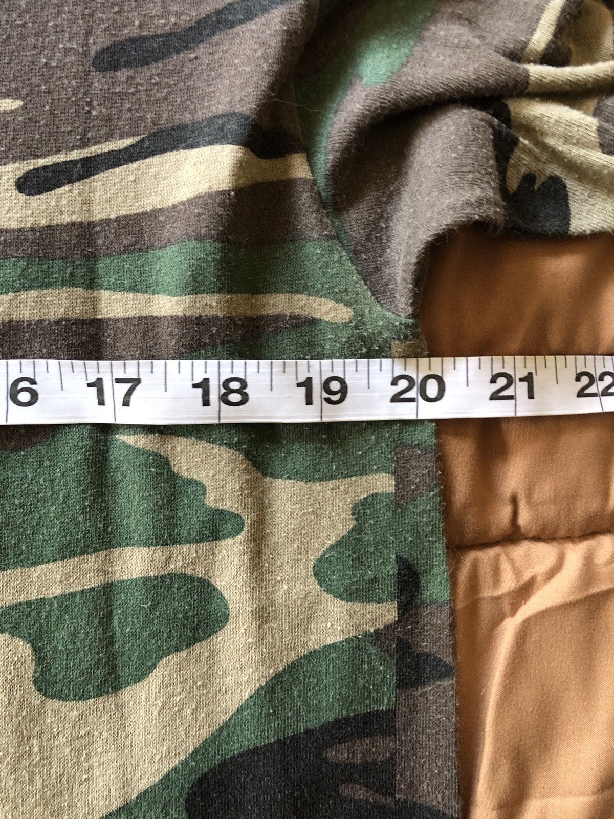 Vintage CRAZY 🔥🔥 Vintage 90s Camo Tee Size US M / EU 48-50 / 2 - 7 Thumbnail