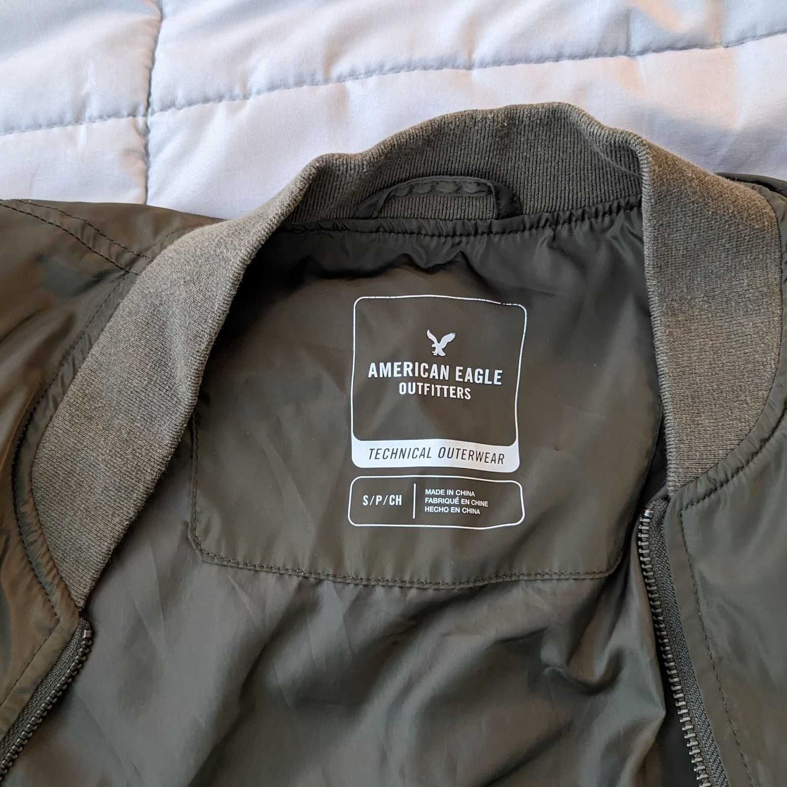 American Eagle Outfitters American Eagle Men's Bomber Jacket for Men Small Green Size US S / EU 44-46 / 1 - 4 Thumbnail