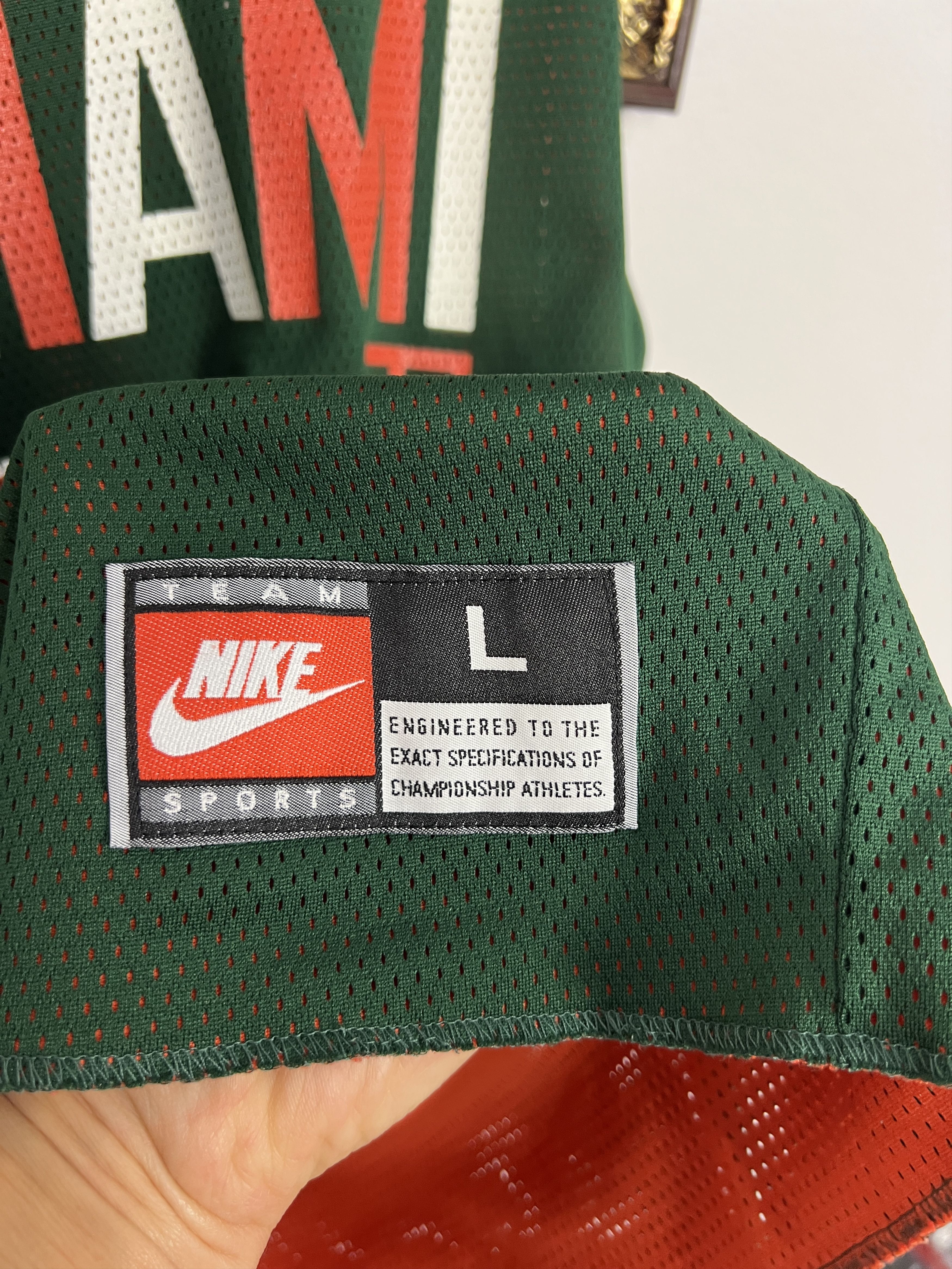 Nike Vintage 90's Miami Hurricanes Basketball Reversible Jersey Size US L / EU 52-54 / 3 - 9 Thumbnail