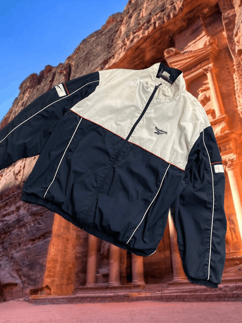 Reebok vintage Y2K Reebok logo jacket Streetwear Size US L / EU 52-54 / 3 - 1 Thumbnail