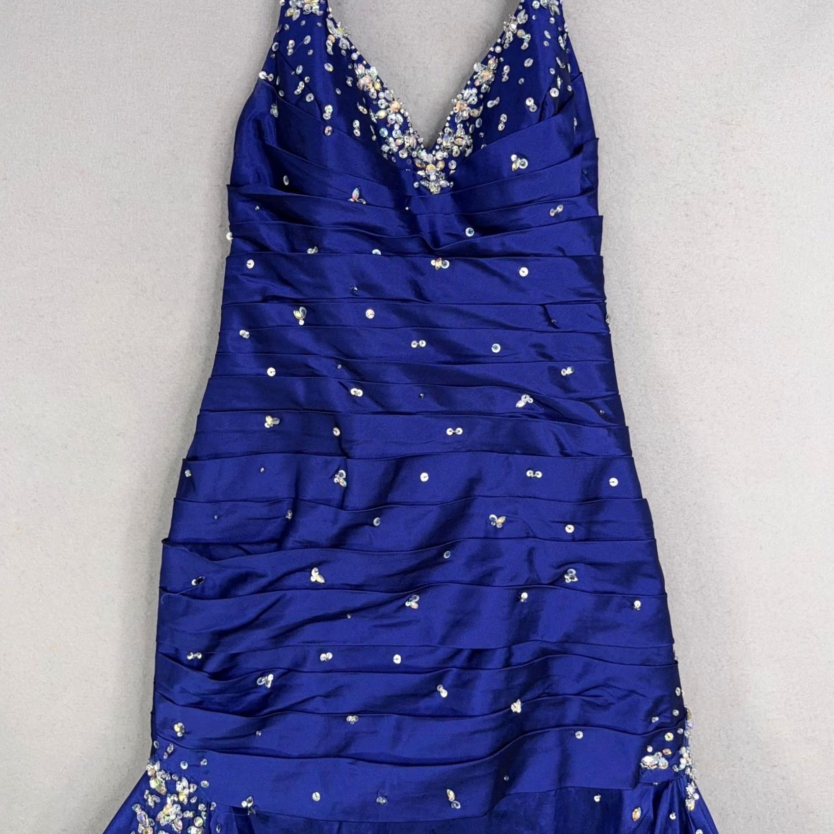 Vintage Morilee Juniors Dress Blue Beaded Sequin Halter Mermaid Long Prom Gown 9/10 Adults? No, Teens Women? Mens? Girls? Size M / US 6-8 / IT 42-44 - 3 Thumbnail