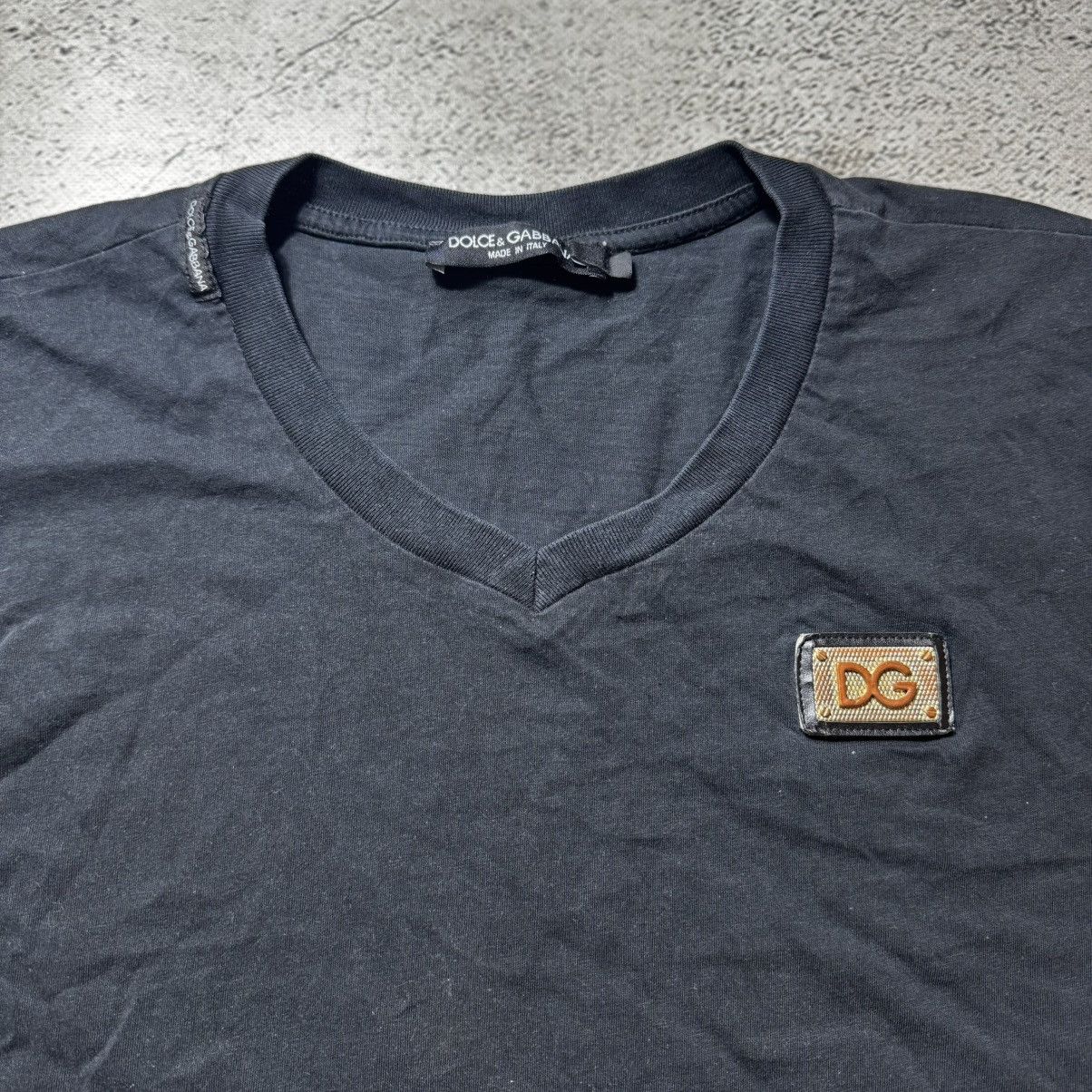 Dolce & Gabbana vintage y2k dolce gabbana t shirt with big metal logo Size US M / EU 48-50 / 2 - 4 Thumbnail