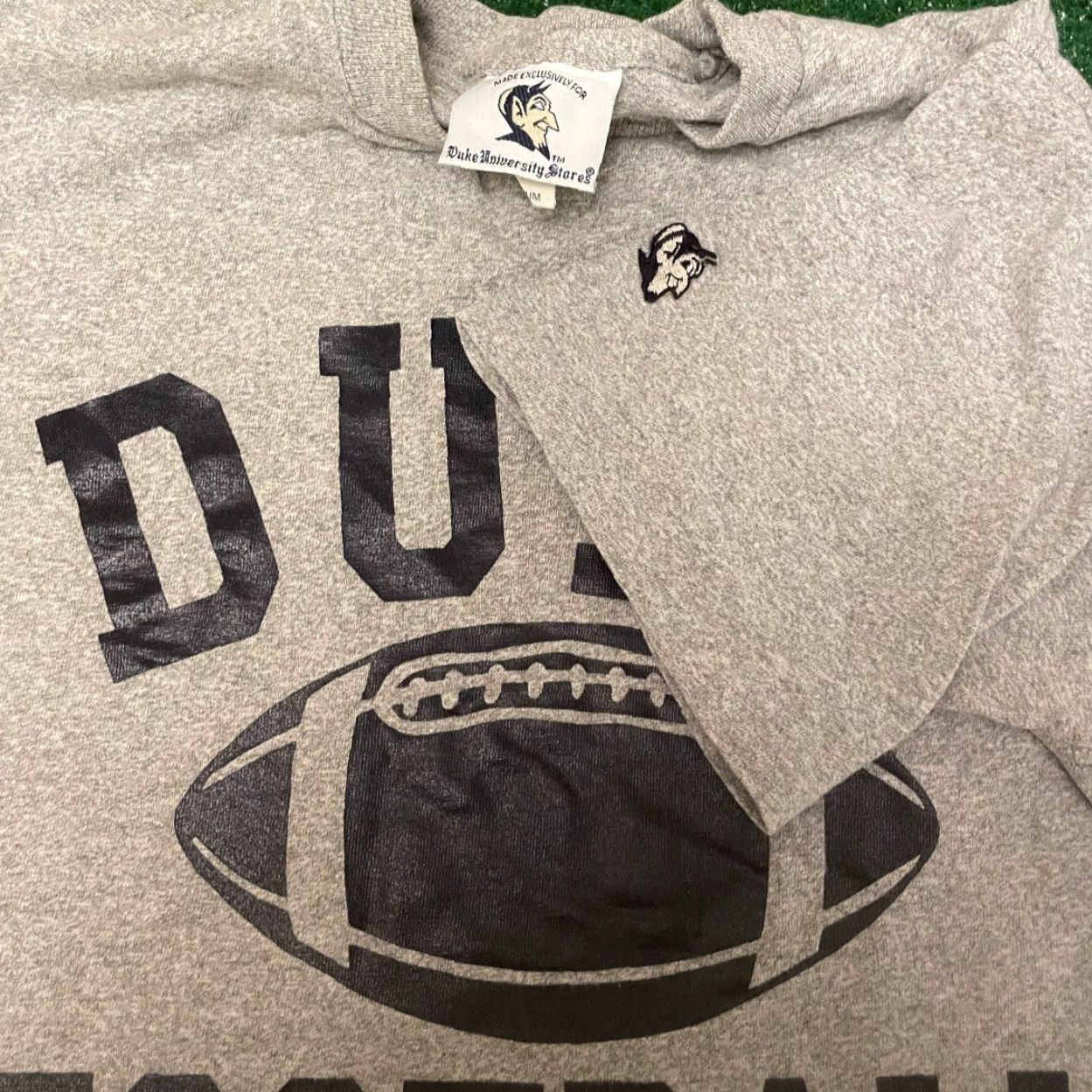Vintage VINTAGE 90s Duke University Blue Devils Football T-Shirt Mens M Gray Size US M / EU 48-50 / 2 - 2 Thumbnail