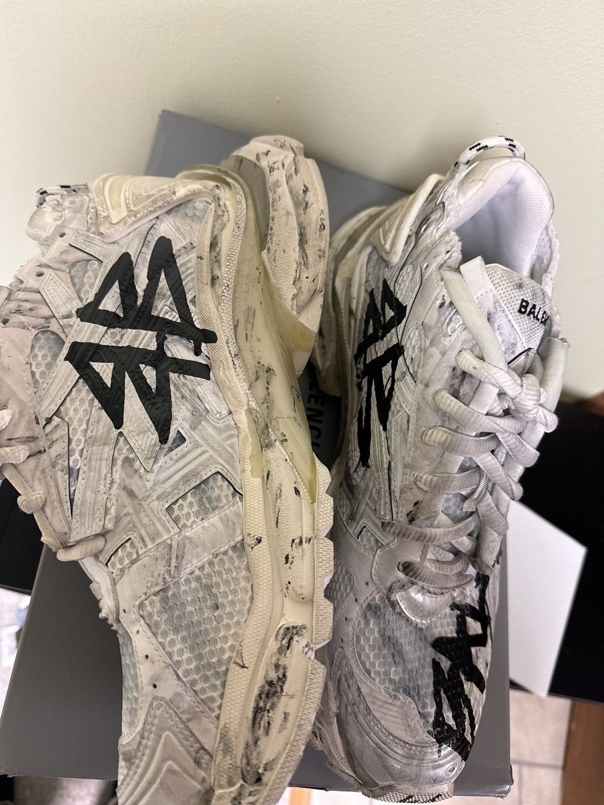 Balenciaga Balenciaga Graffiti Low Top Runners Size US 13 / EU 46 - 5 Thumbnail