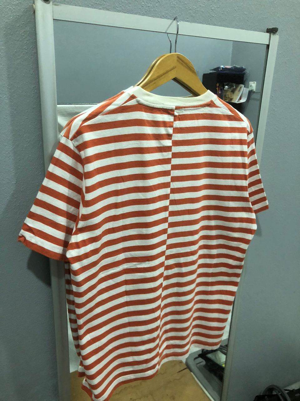 JW Anderson × Uniqlo JW Anderson Split Stripe Uniqlo Tee Size US M / EU 48-50 / 2 - 10 Thumbnail