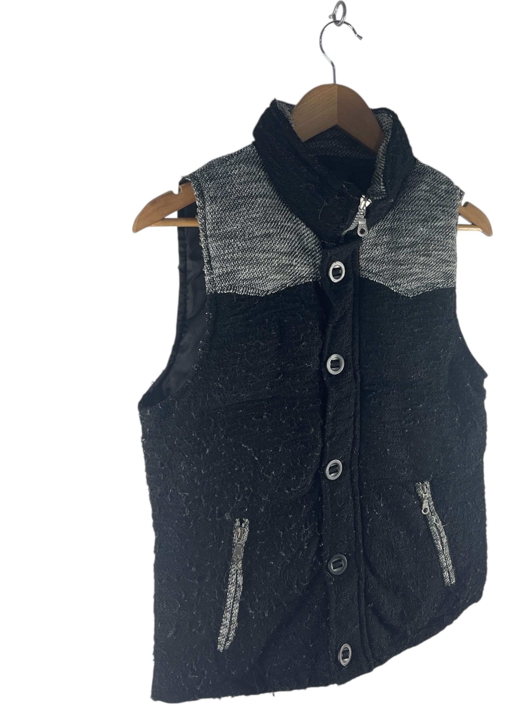 In The Attic Vintage In The Attic Puffer Punk Vest Size US M / EU 48-50 / 2 - 4 Thumbnail