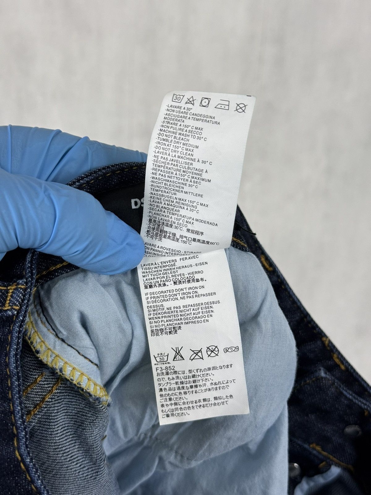 Dsquared2 Dsquared2 Men’s Classic Kenny Twist Denim Jeans Pants Siz 50 Size US 33 - 16 Thumbnail