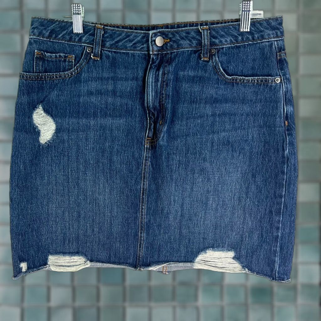 Vintage VINTAGE Time And Tru Denim Mini Skirt Women 12 Blue Pockets 90s City Cowboy Midi Rise Mid Wear Zip Buttons Fringe Size 34" / US 12 / IT 48 - 1 Thumbnail