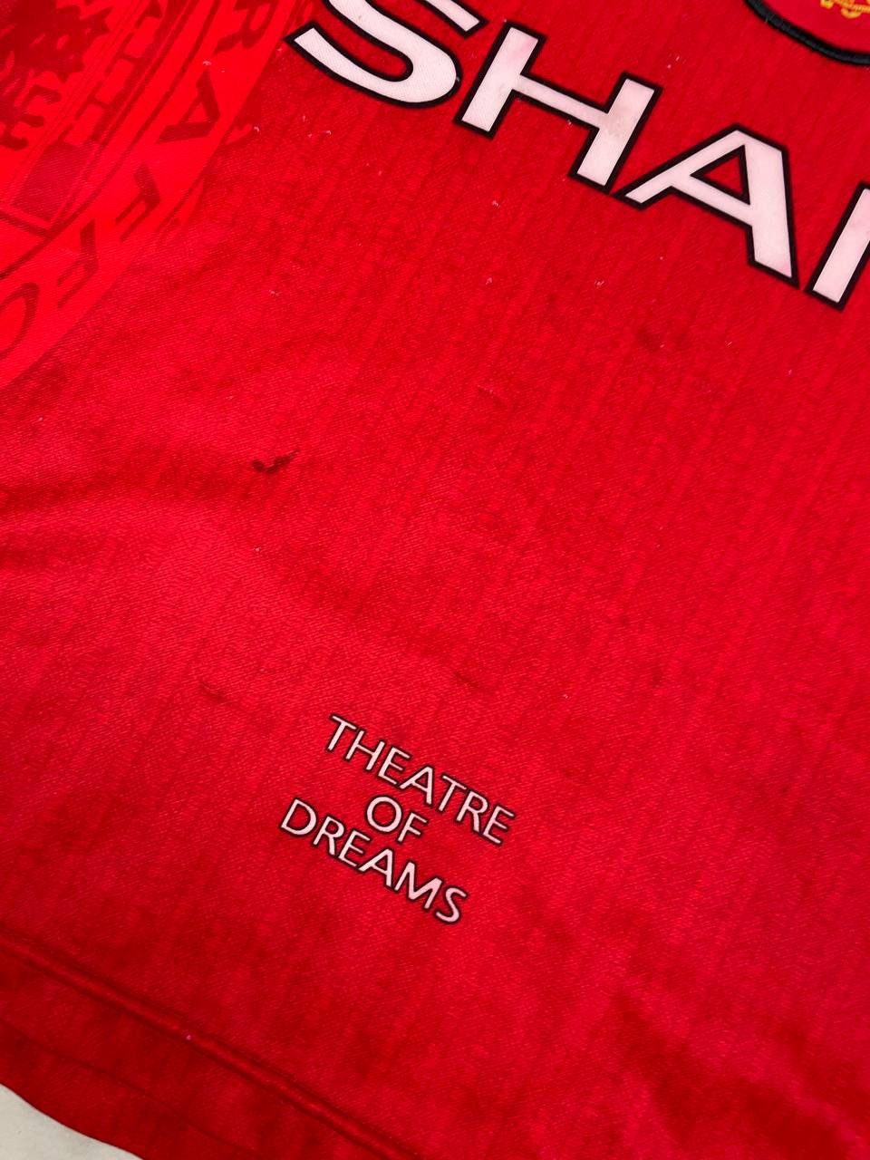 Umbro Umbro Manchester United 1996 1998 Home Shirt Soccer Jersey Size US M / EU 48-50 / 2 - 6 Thumbnail