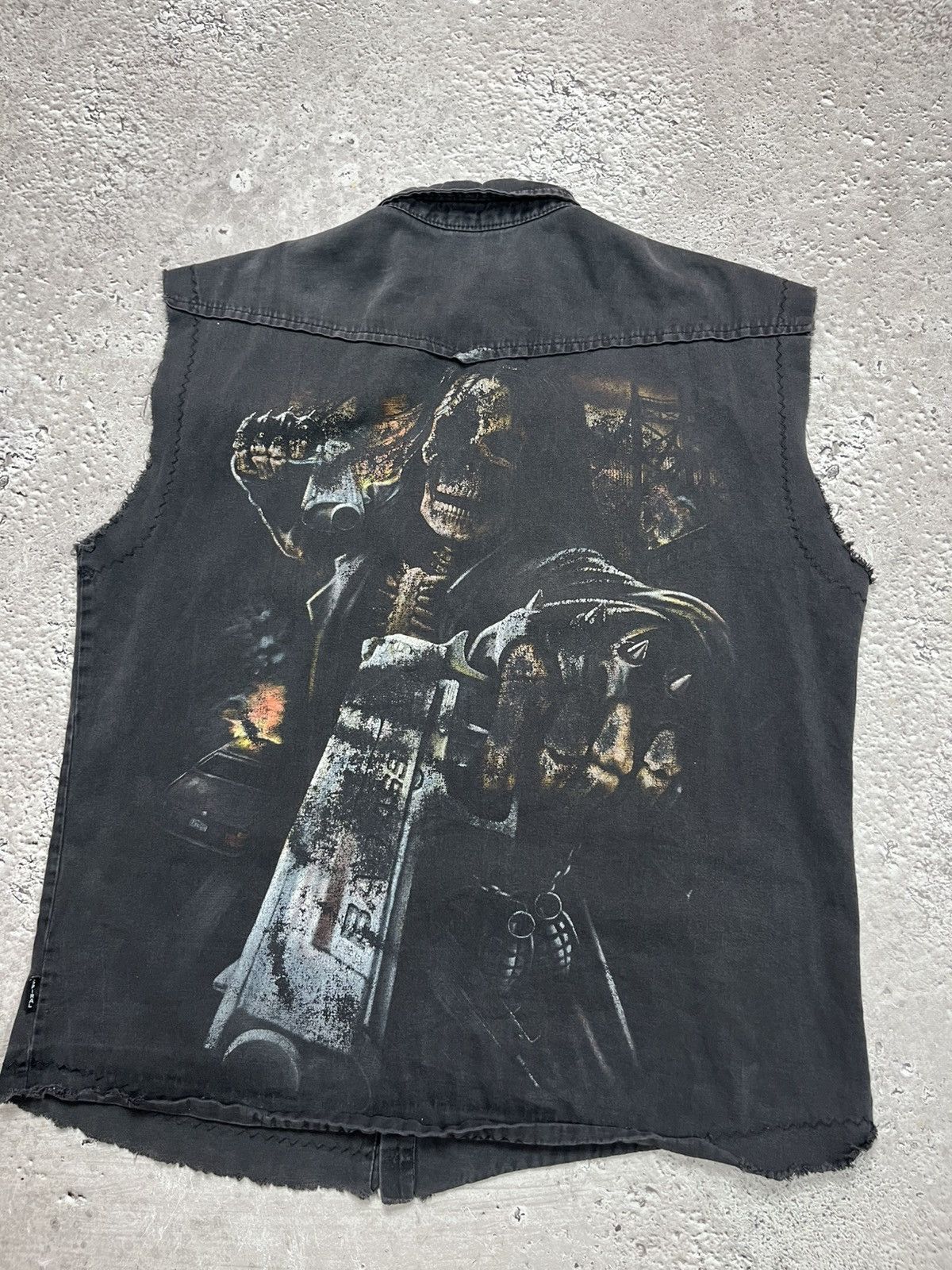 Other Spiral Direct Sleeveless Denim Shirt L Skull Gun Print Black Size US L / EU 52-54 / 3 - 11 Thumbnail