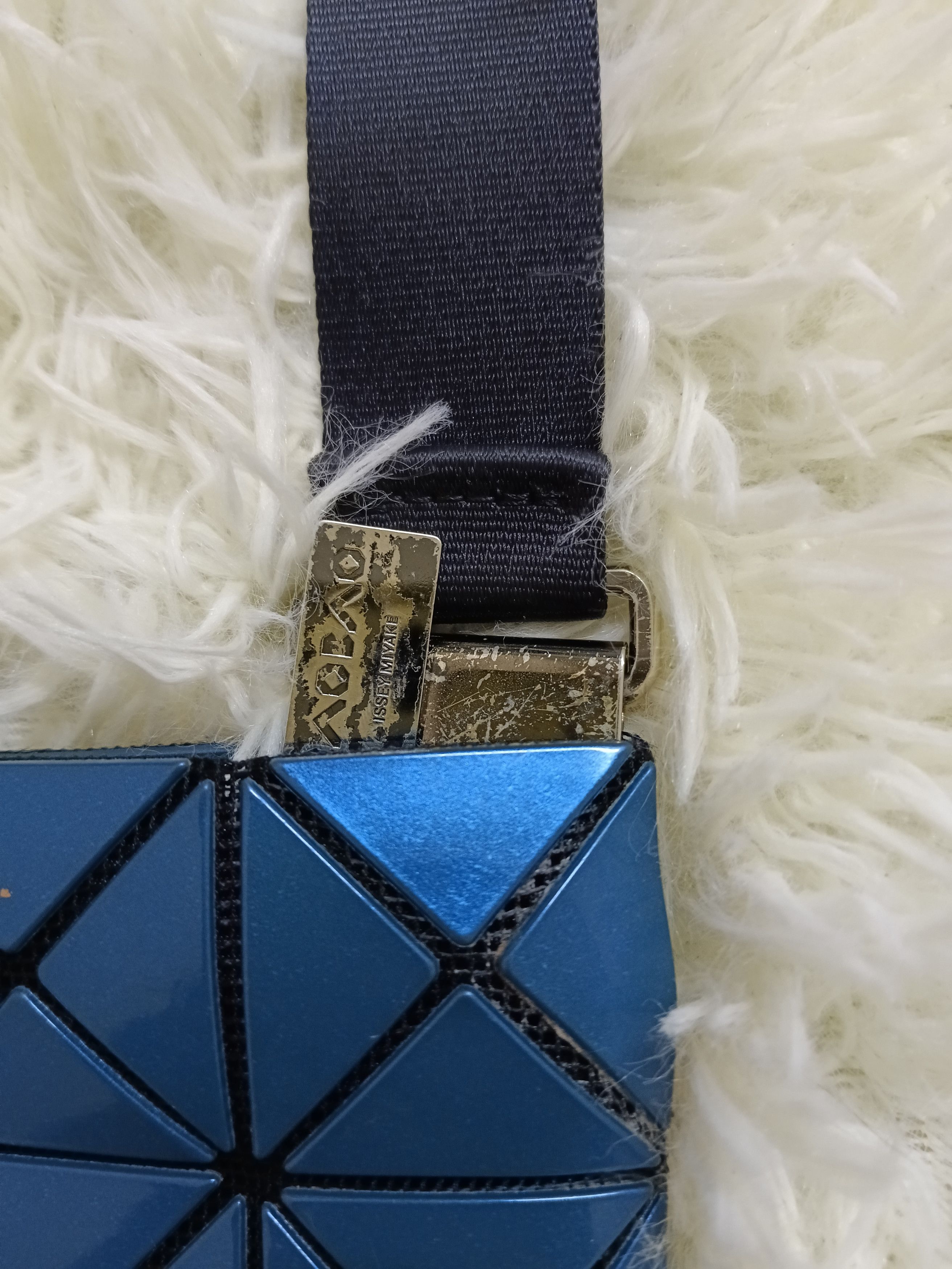 Issey Miyake BOA BOA ISSEY MIYAKI LUCENT CROSSBODY Size ONE SIZE - 9 Thumbnail