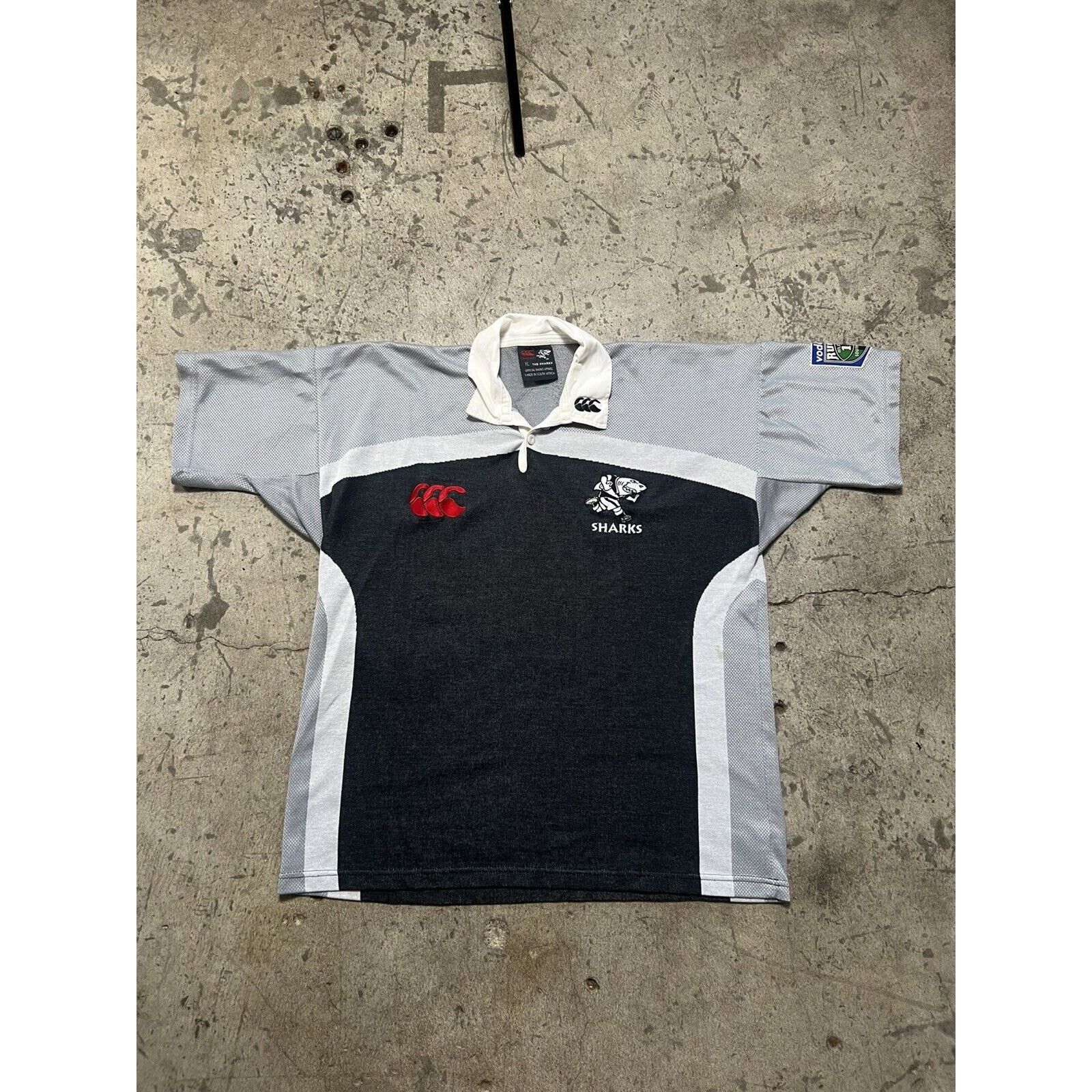 Canterbury of New Zealand Sharks South Africa Super 12 Canterbury of New Zealand Size US XL / EU 56 / 4 - 1 Thumbnail