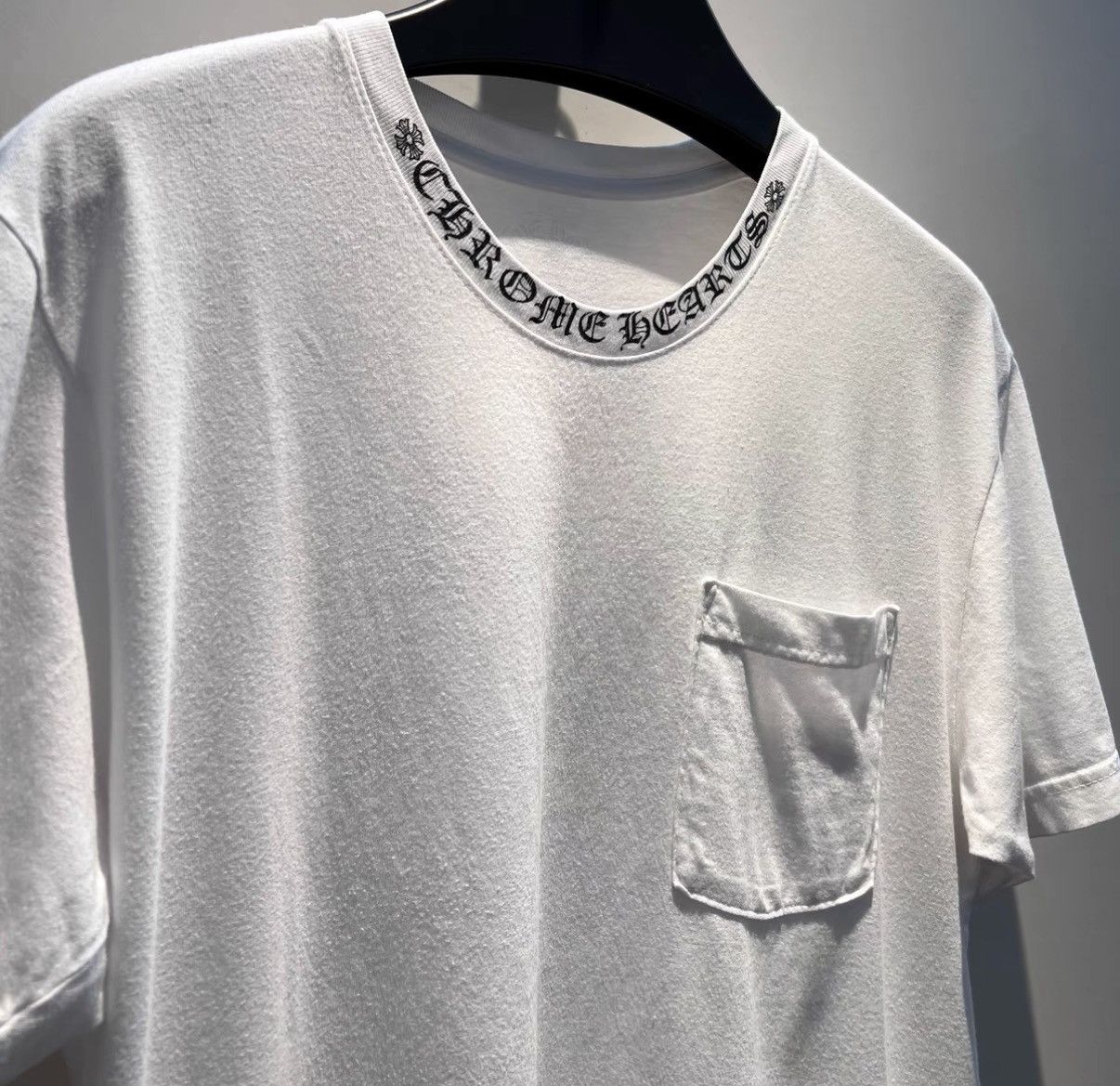 Chrome Hearts Chrome Hearts White Pocket Sanskrit Neckline Short Size US M / EU 48-50 / 2 - 3 Thumbnail