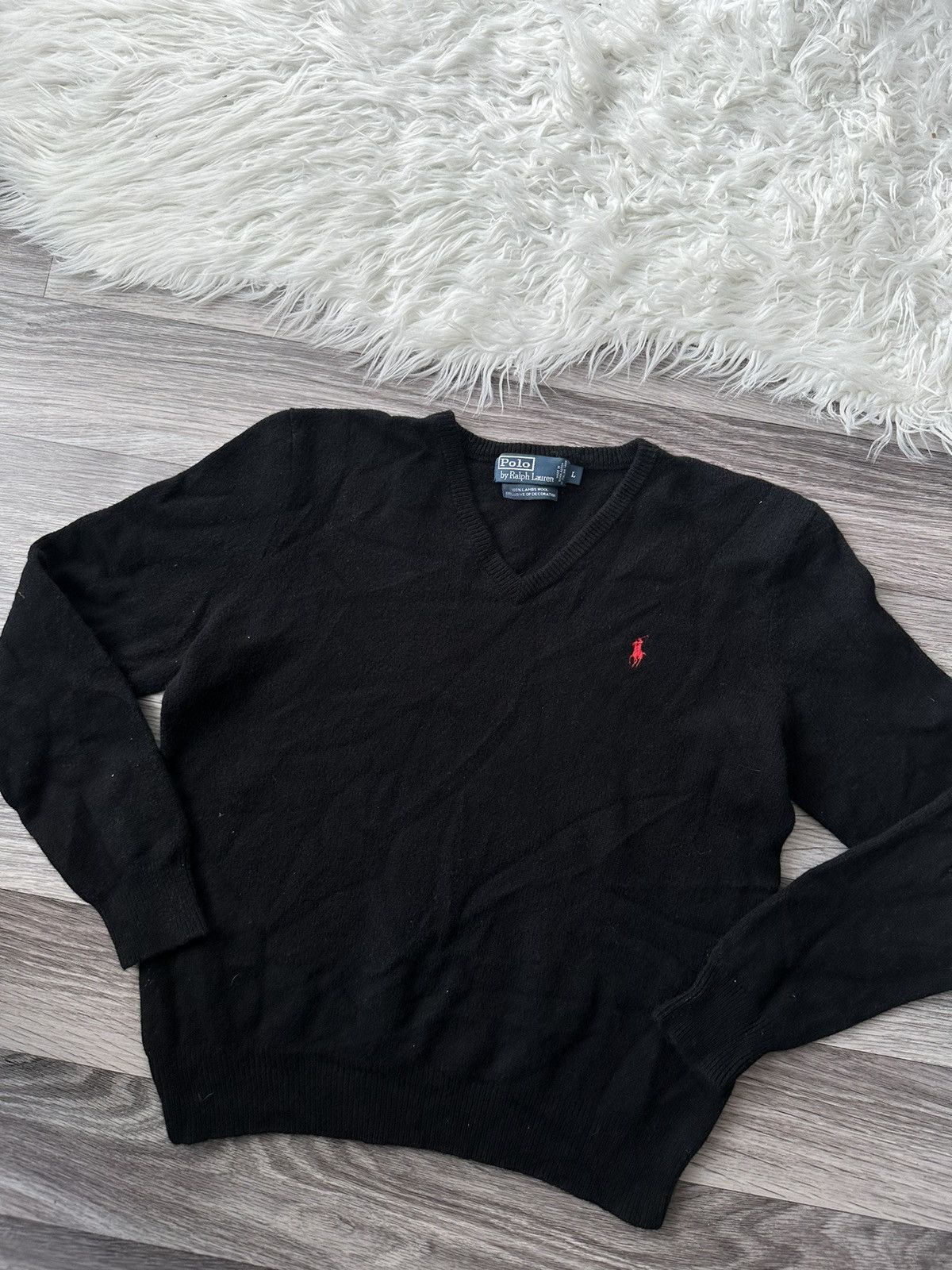 Polo Ralph Lauren Polo Ralph Lauren Black V Neck Wool Sweater hype y2k vintage Size US S / EU 44-46 / 1 - 1 Thumbnail