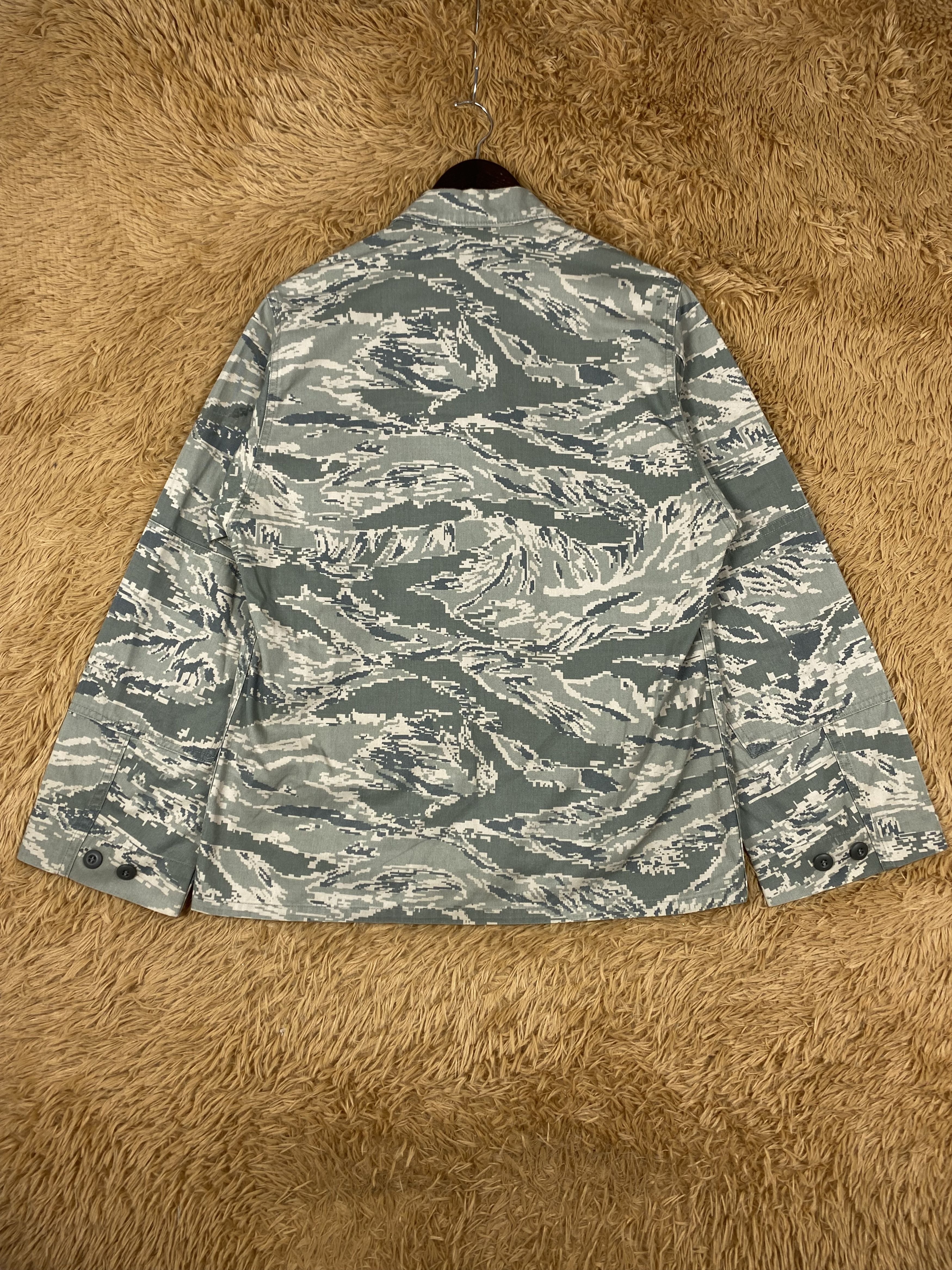 Vintage Vintage US Air Force Camouflage Jacket DJ1088 Size US S / EU 44-46 / 1 - 5 Thumbnail