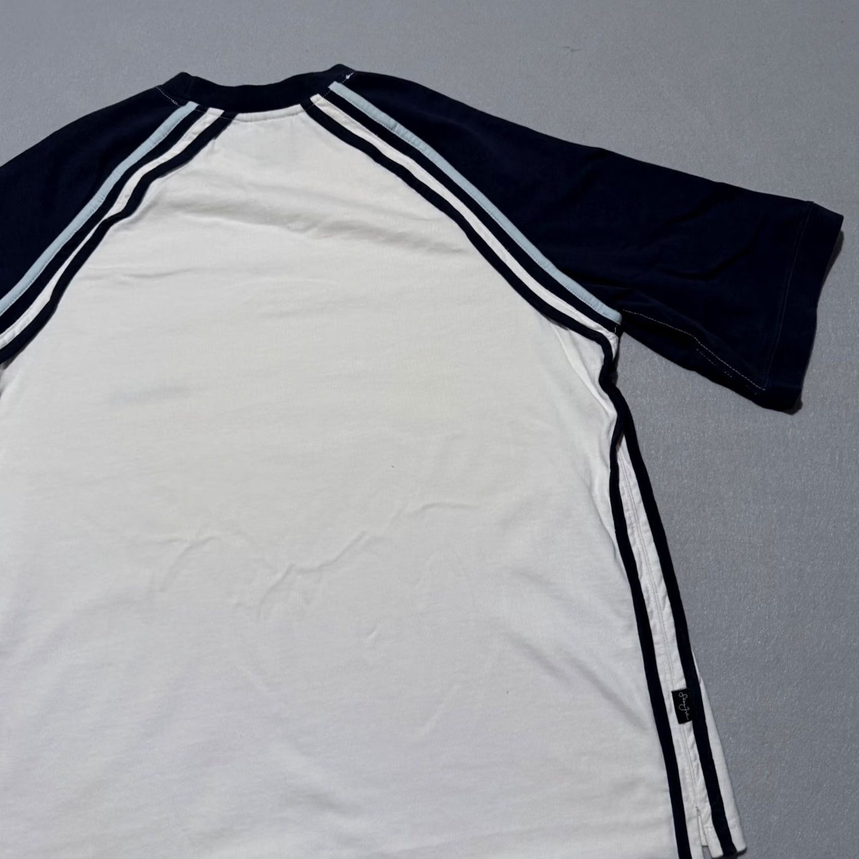 Sean John Sean John T-Shirt Men Navy White Crown Logo Short Sleeve Small - Vintage? No - Cotton Crew Neck Lightweight Solid White/Navy Logo T-Shirt Men XS/S Size US S / EU 44-46 / 1 - 6 Thumbnail