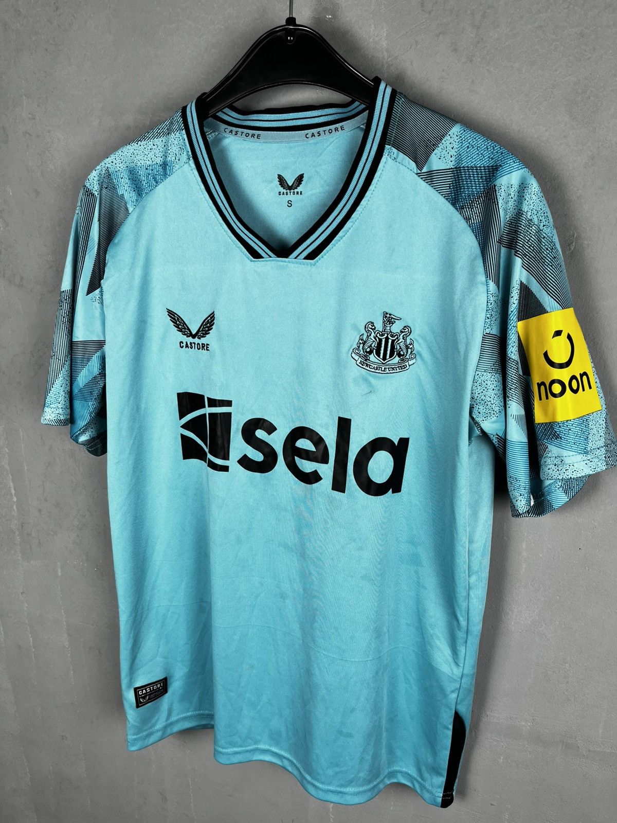 Other Koszulka pitkarska Newcastle United 23/24 Size US S / EU 44-46 / 1 - 2 Thumbnail