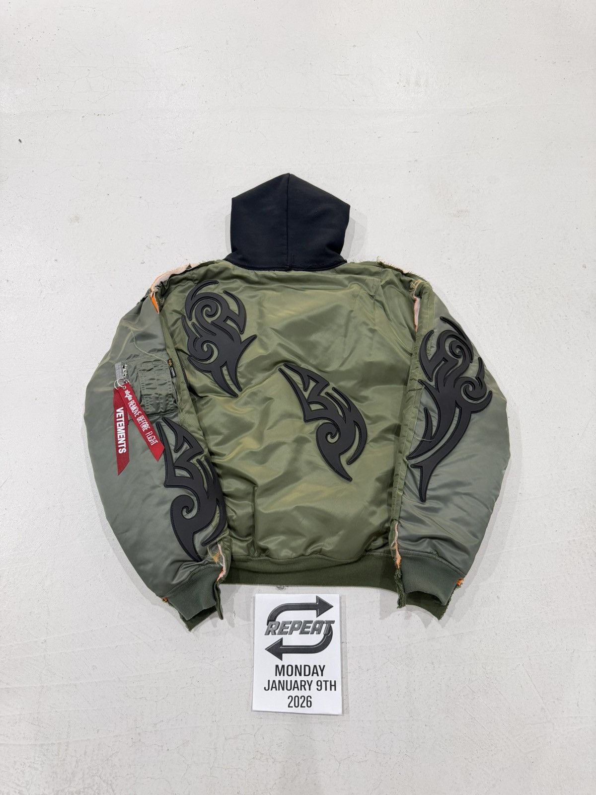 Vetements Vetements ‘Tribal Reworked’ Bomber Jacket (S) Size US S / EU 44-46 / 1 - 2 Thumbnail