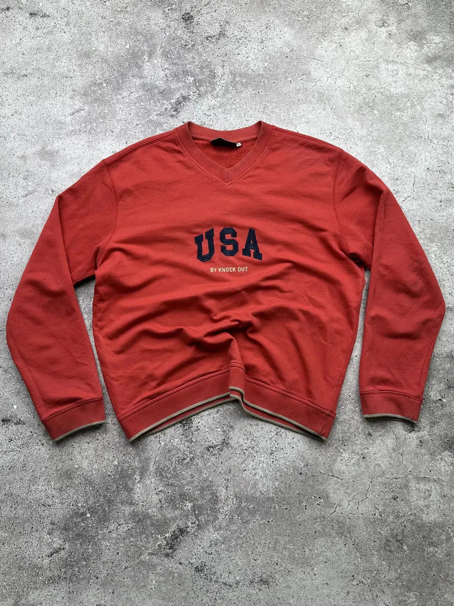 Vintage Vintage Thrashed "USA" Sweatshirt C556(V539) Size US XL / EU 56 / 4 - 1 Thumbnail