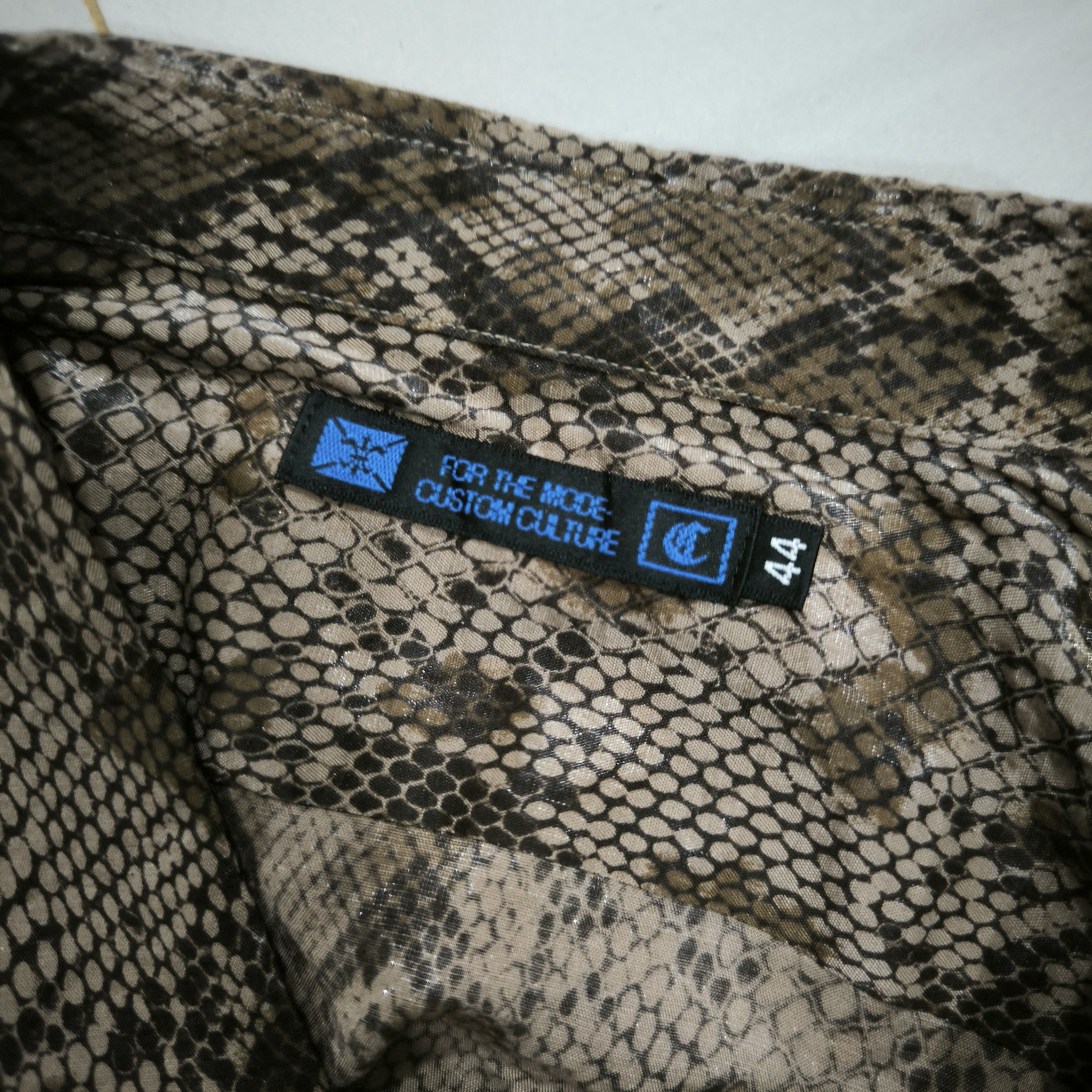 Japanese Brand Snakeskin-print LongShirt slimfit Size S / US 4 / IT 40 - 5 Thumbnail
