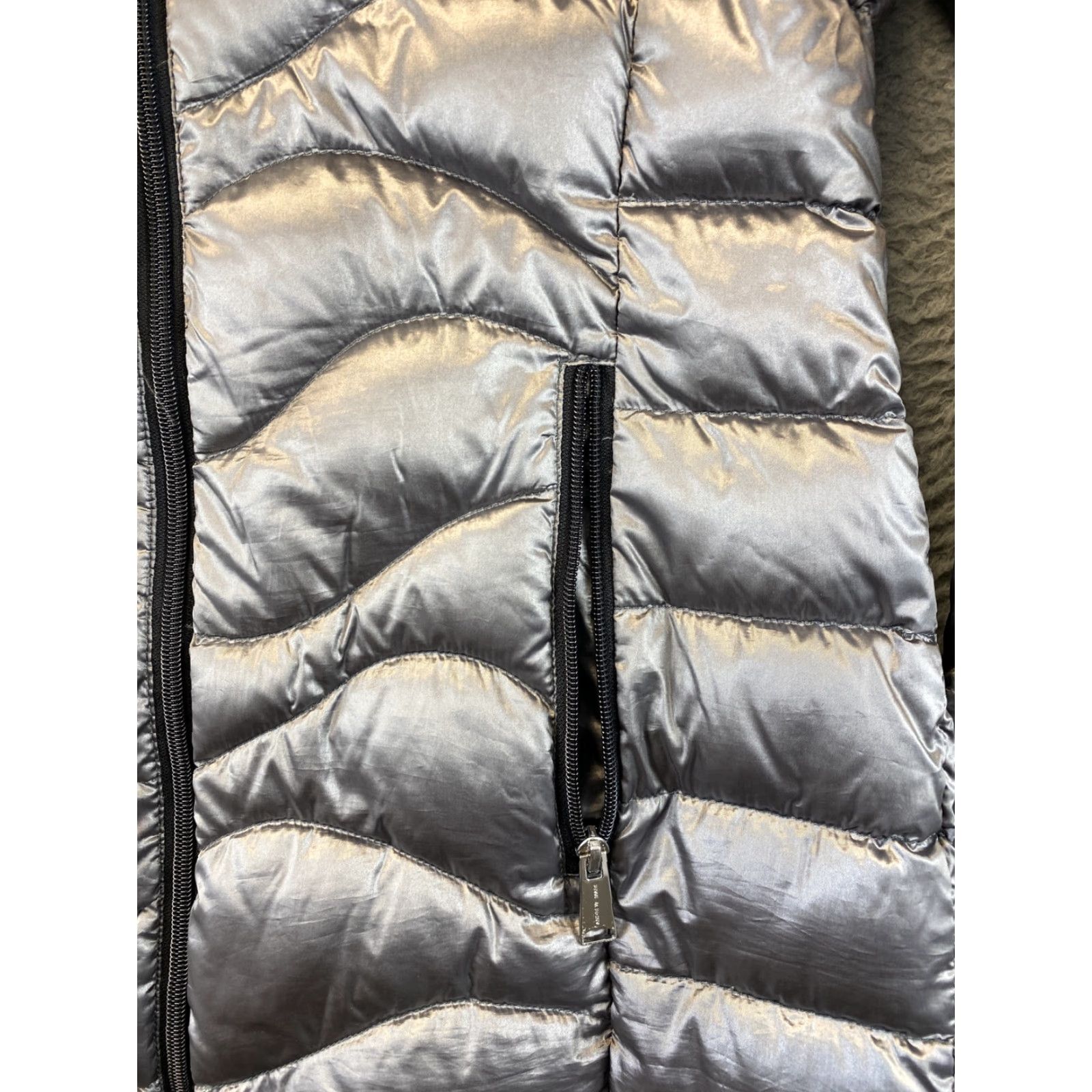 Andrew Marc Andrew Marc Women's Long XS Hoodie Puff Long Jacket Metal / 79-7 Size XS / US 0-2 / IT 36-38 - 2 Thumbnail