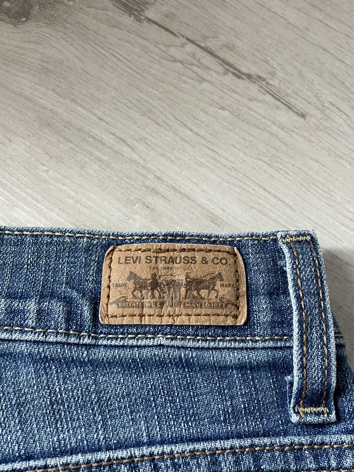 Levi's Vintage Levi's 512 Boot Cut Denim Jeans Y2K Blue Washed Size 25" / US 0 / IT 36 - 8 Thumbnail