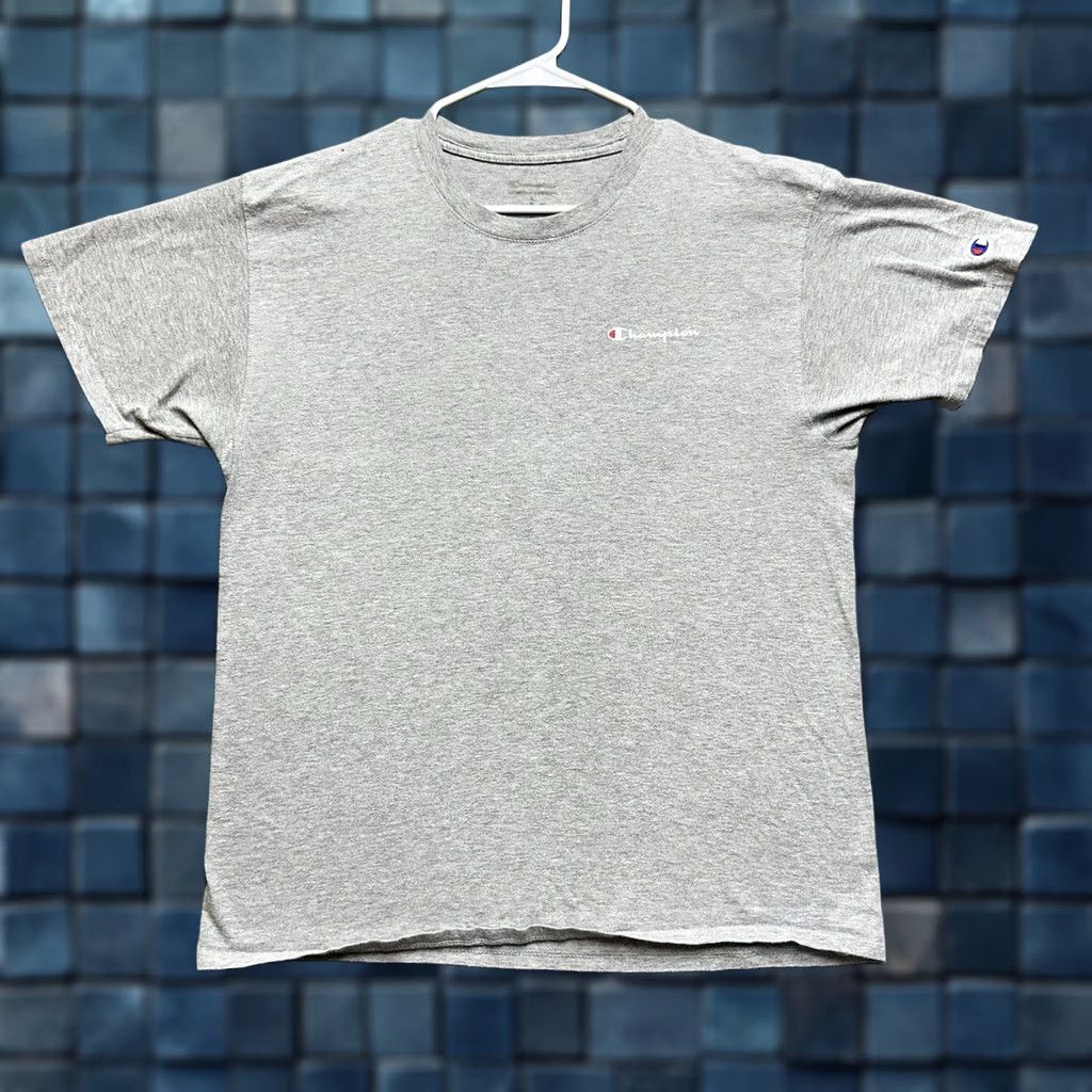 Champion VINTAGE Champion T-Shirt Mens Large Gray Spell Out Logo Classic Tee Casual 90s Size US L / EU 52-54 / 3 - 1 Thumbnail