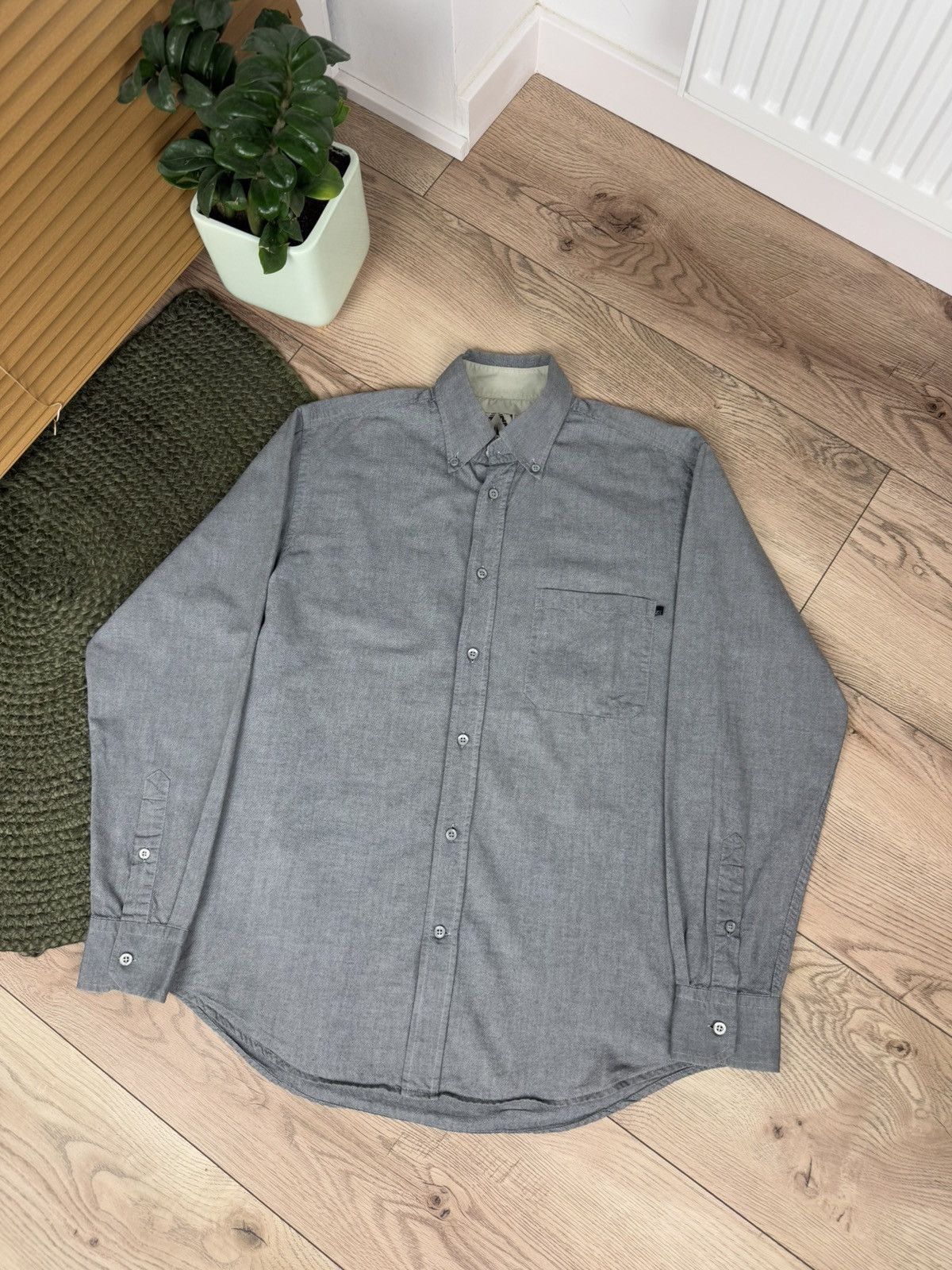Ermenegildo Zegna Ermenegildo Zegna Shirt Mens M Gray Button UpCasual Size US M / EU 48-50 / 2 - 1 Thumbnail