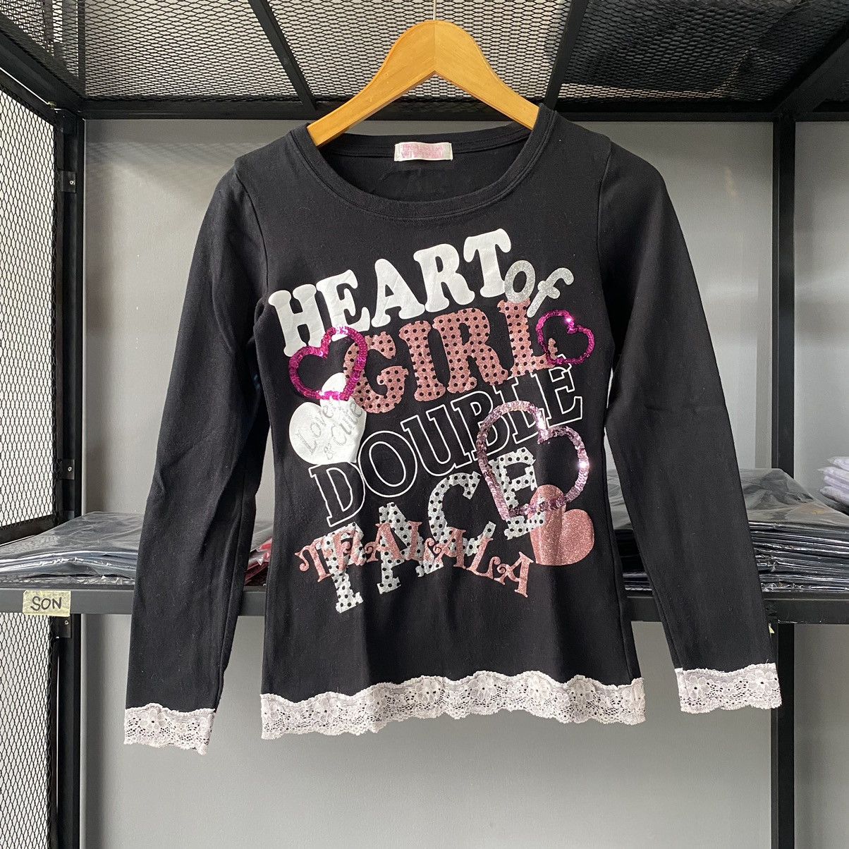 Hysteric Glamour × If Six Was Nine × Japanese Brand Y2K Heart Girl Pink Sequin Lace Trimmed Harajuku Style Tees Size S / US 4 / IT 40 - 1 Thumbnail