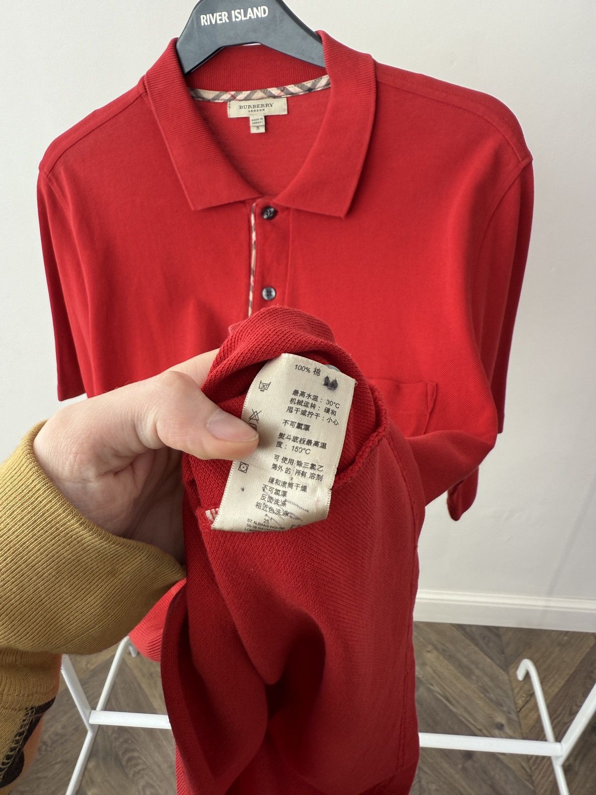 Burberry Vintage Burberry London Mens Red Polo Shirt Short Sleeve Size US S / EU 44-46 / 1 - 9 Thumbnail