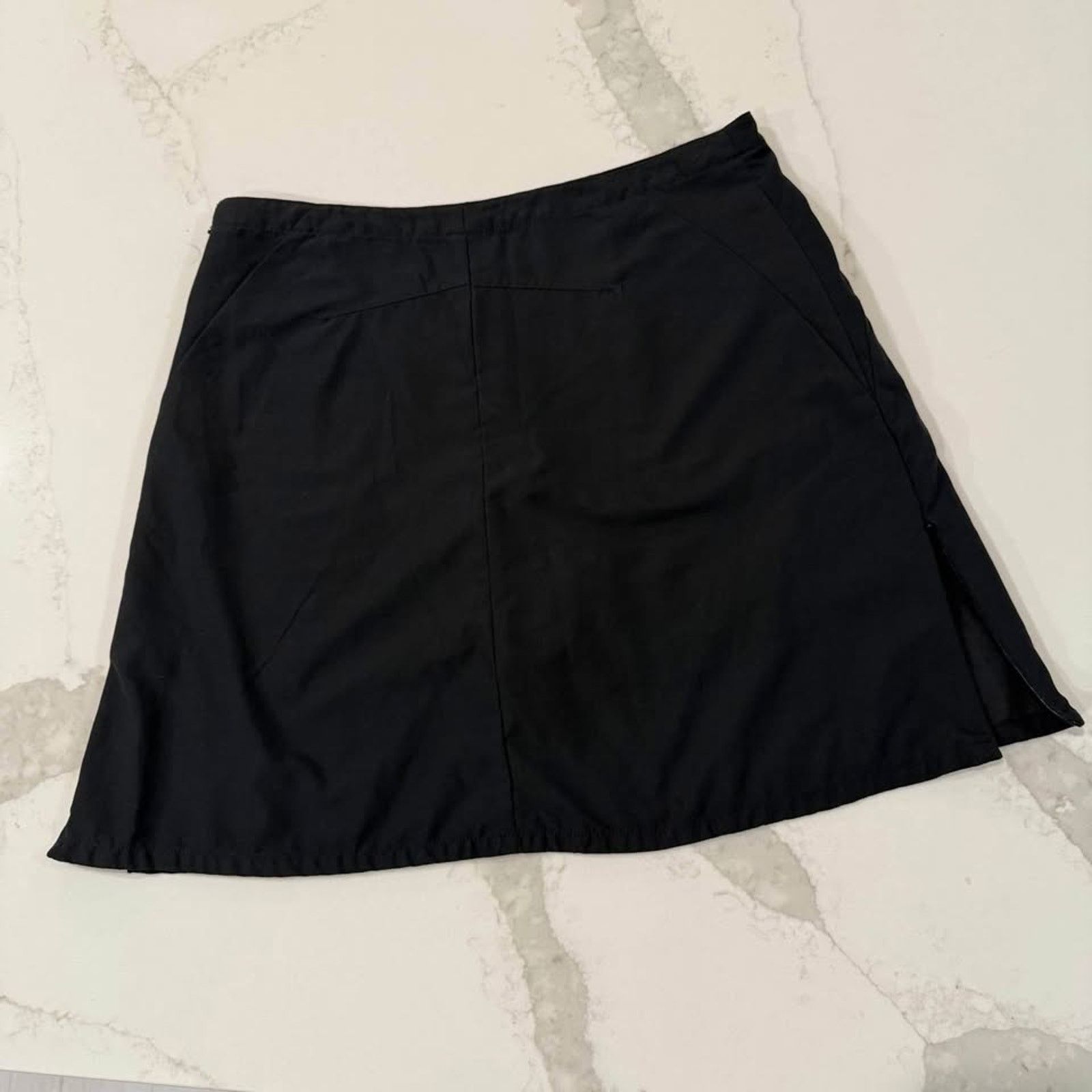 Patagonia Patagonia Duway Athletic Skort Skirt Women’s Size 10 Black Size 32" / US 10 / IT 46 - 8 Thumbnail