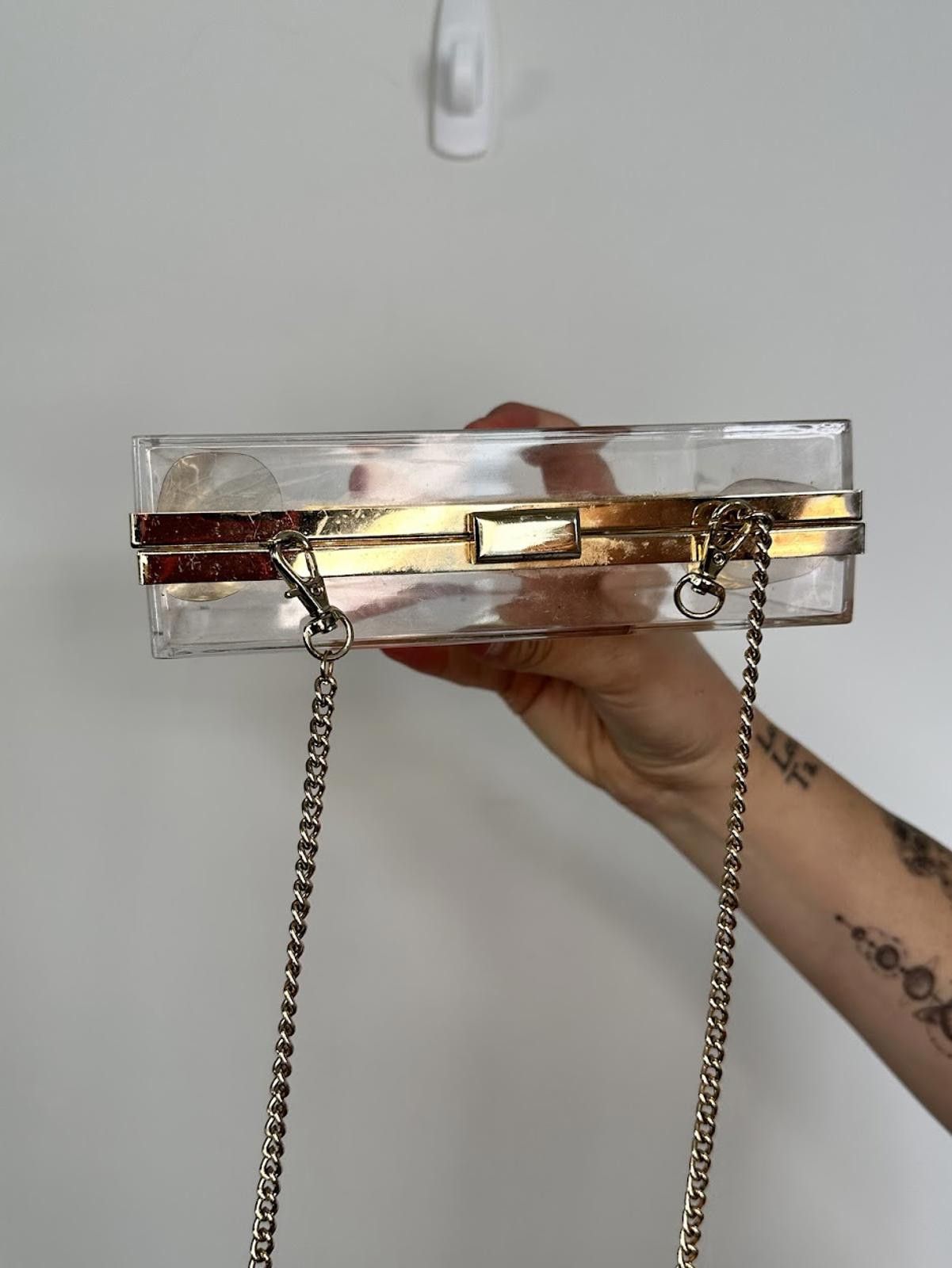 NBDN Nobrandedon Clear Acrylic Box Clutch w/ Gold-Tone Chain Strap Size ONE SIZE - 4 Thumbnail