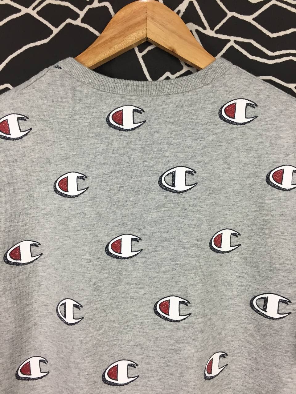 Champion × Vintage Vtg Champion Heritage Athletic Apparel All Over Print Tee Size US L / EU 52-54 / 3 - 5 Thumbnail