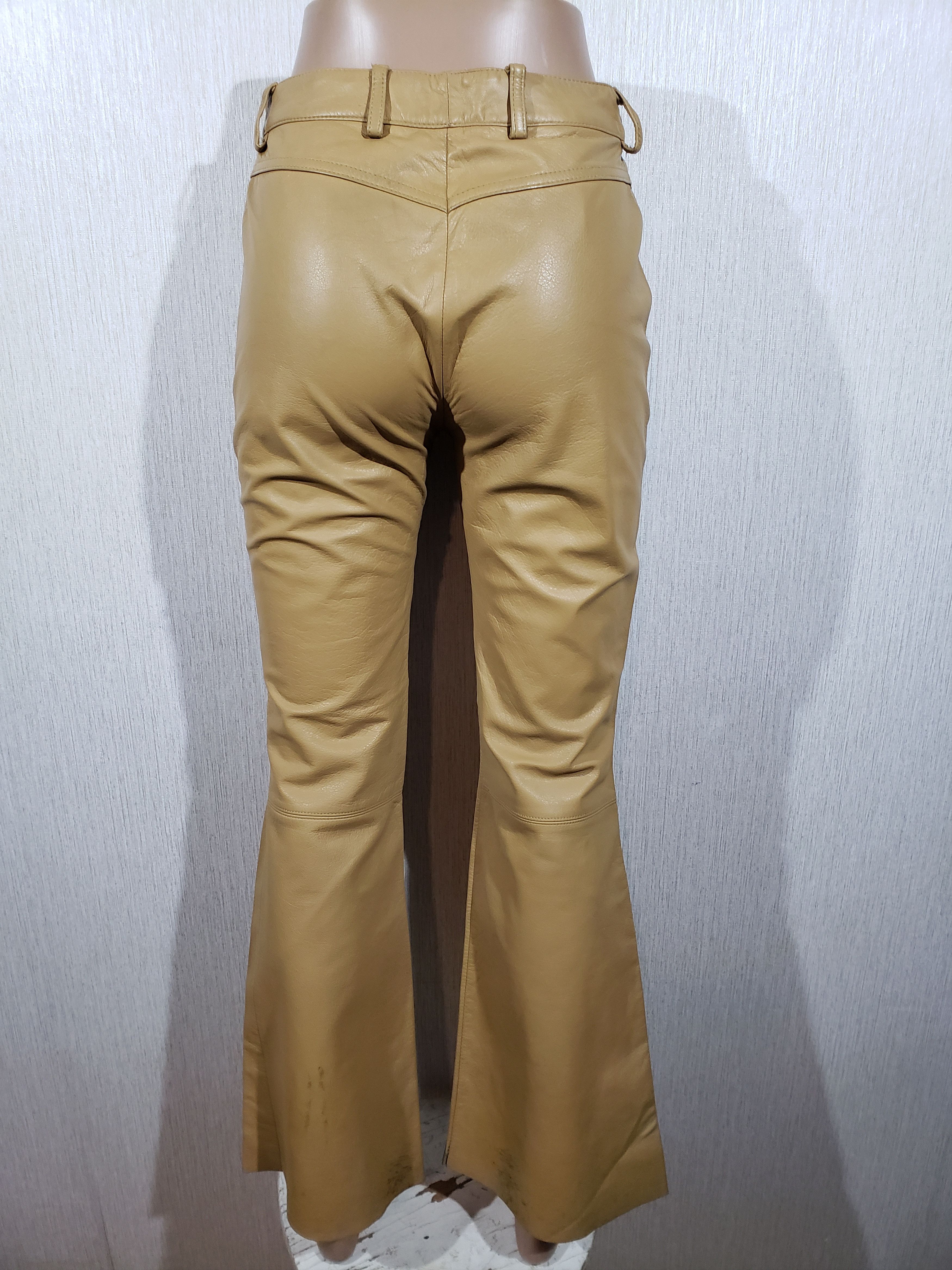 Genuine Leather Light brown women's pants flared at the bottom. Size 26" / US 2 / IT 38 - 1 Thumbnail
